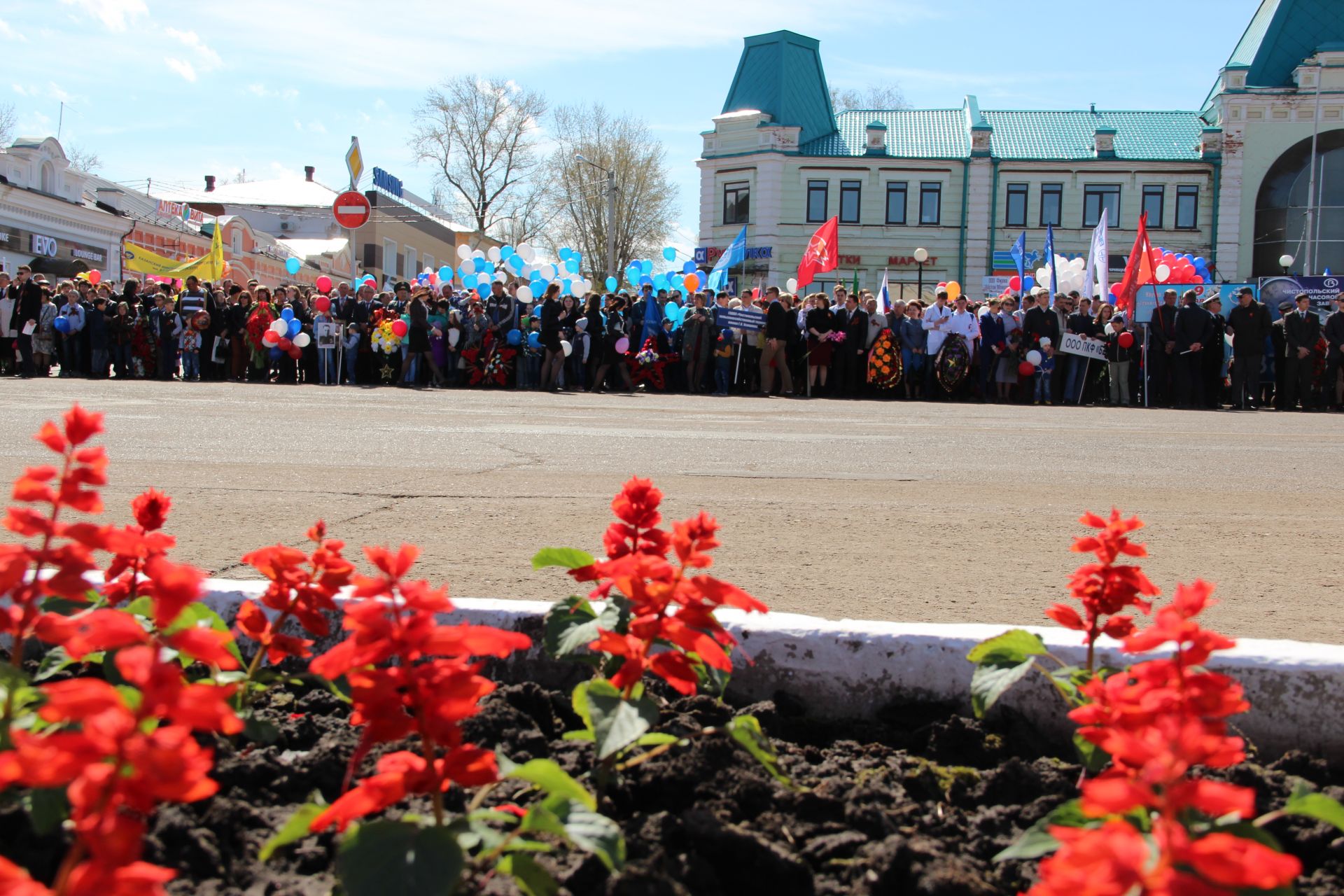 В Чистополе состоялся торжественный митинг к Дню Победы (фоторепортаж)