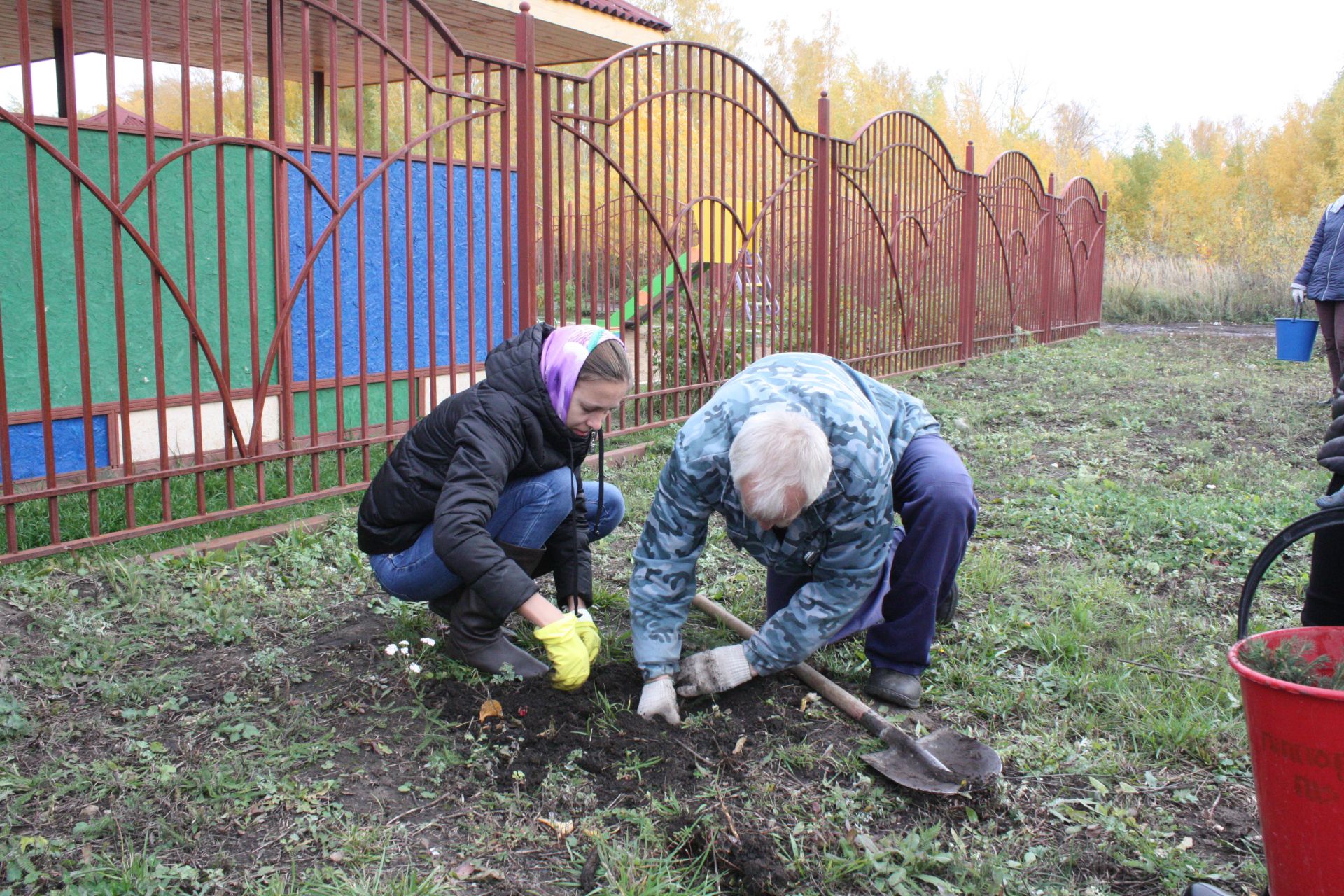 Коллектив чистопольского детского сада активно участвует в благоустройстве города