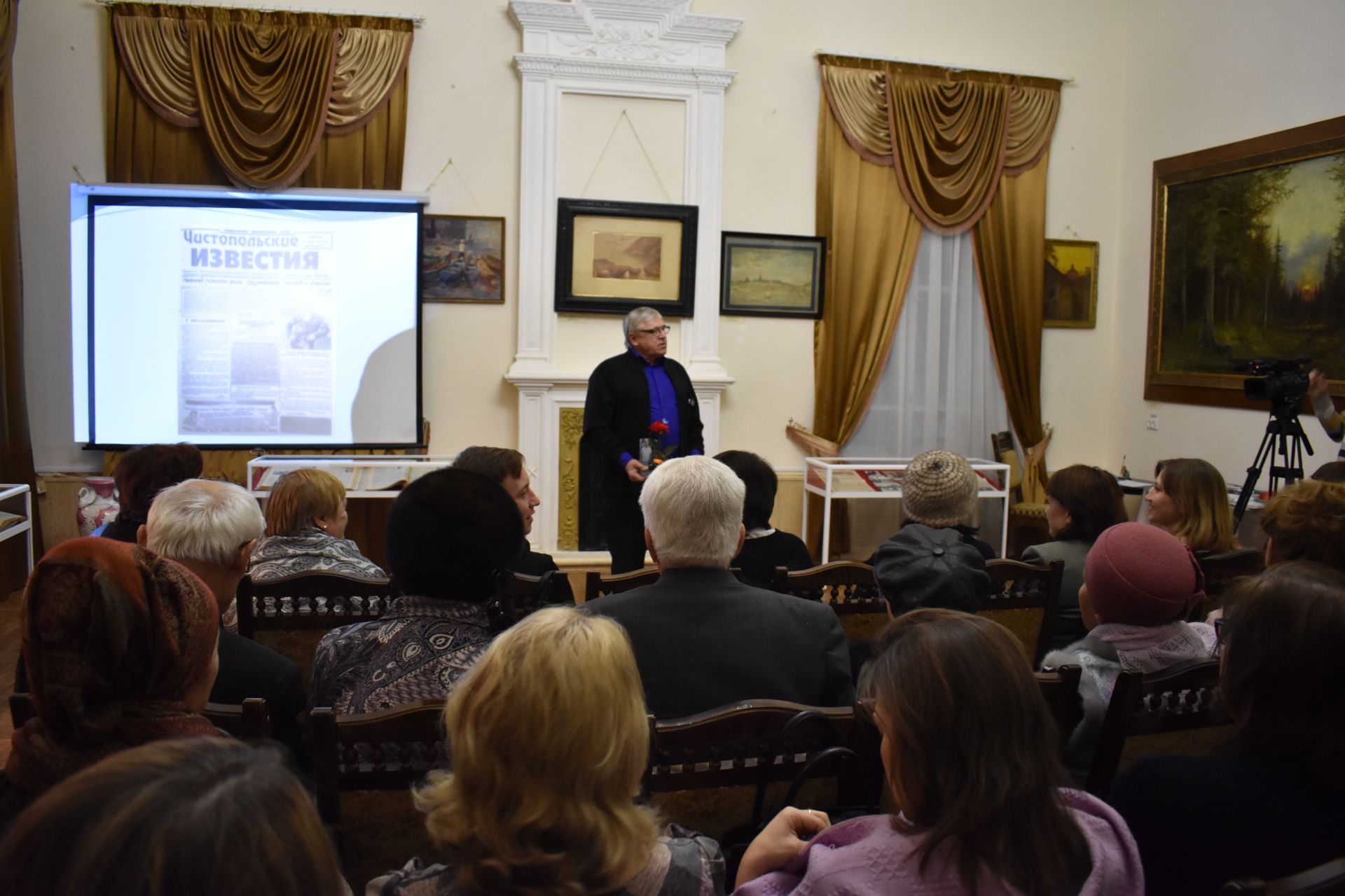 В Чистополе открылась выставка, посвященная 100-летию газеты (фоторепортаж)