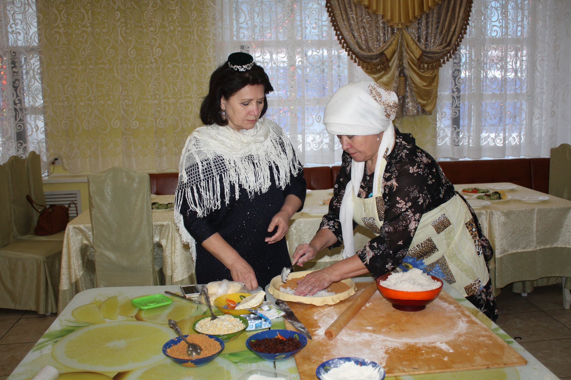 В Чистополе провели мастер-класс по приготовлению национального блюда