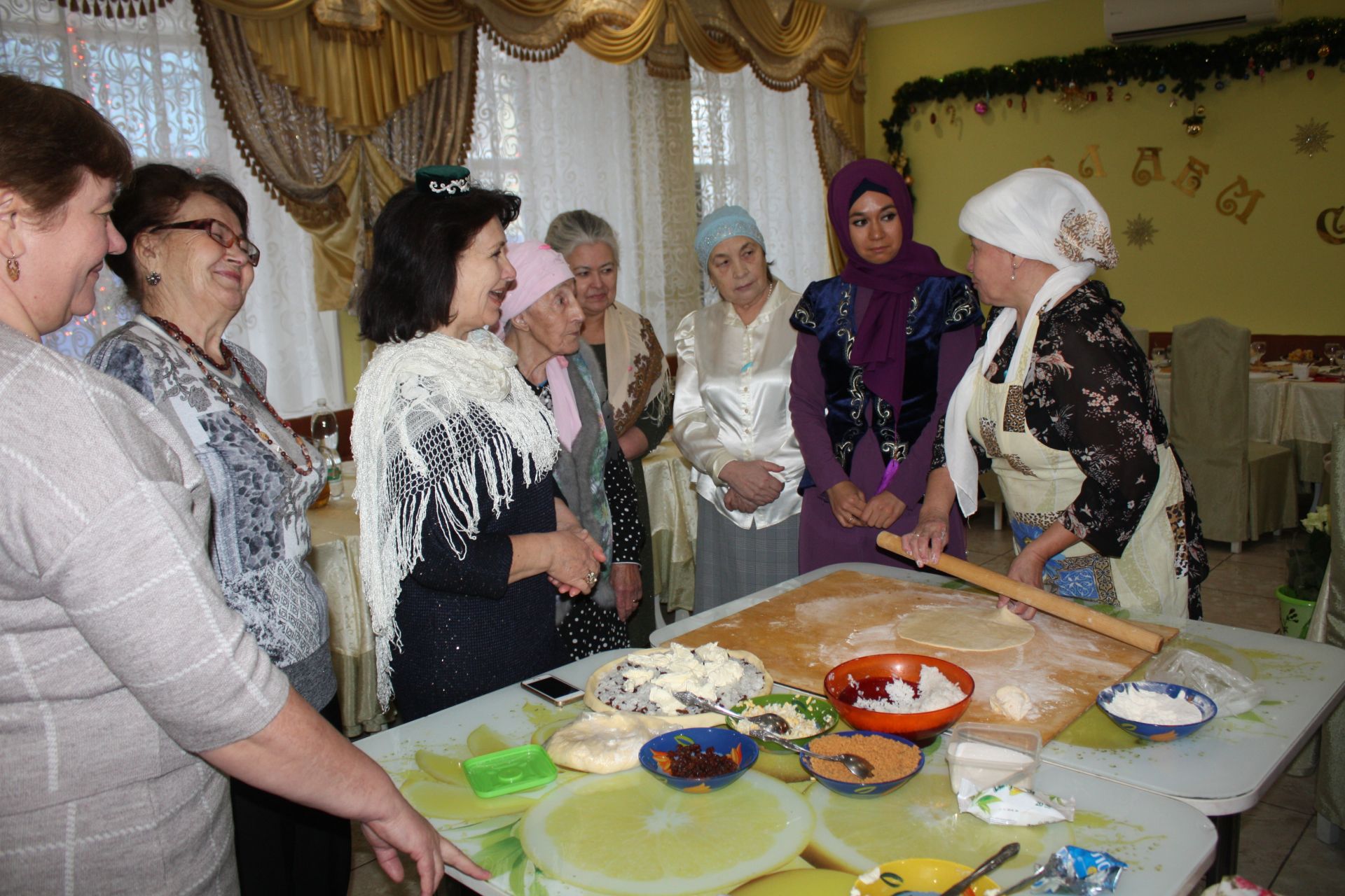 В Чистополе провели мастер-класс по приготовлению национального блюда