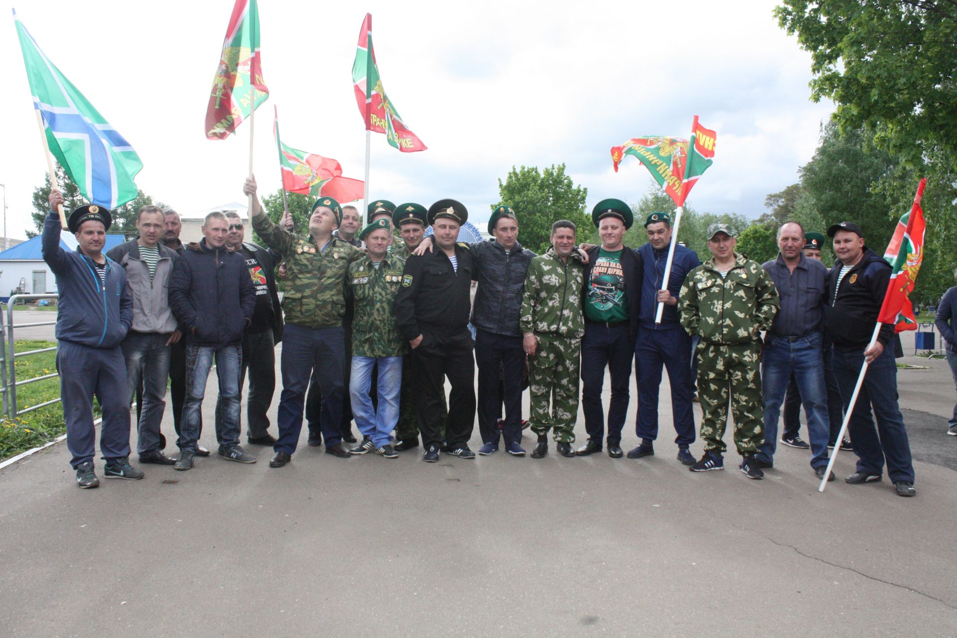 В Чистополе отпраздновали День пограничника (фоторепортаж)