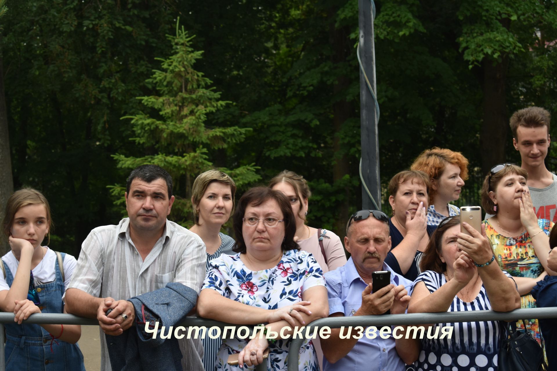 В Чистополе прошел выпускной бал (фоторепортаж)