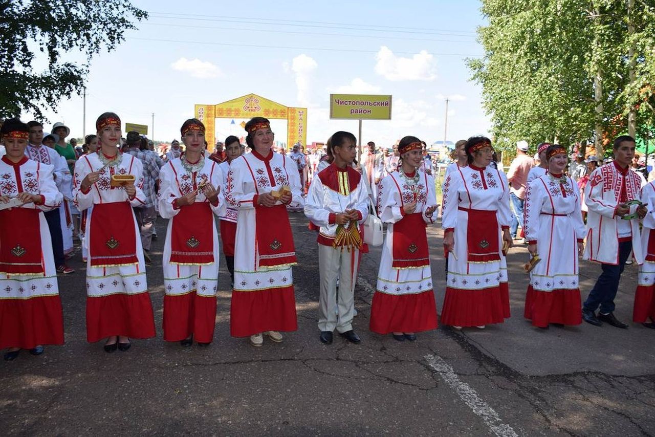 Национальные музыка, кухня, обычаи... Чистопольский район на празднике «Уяв» представлял ансамбль «Илем»