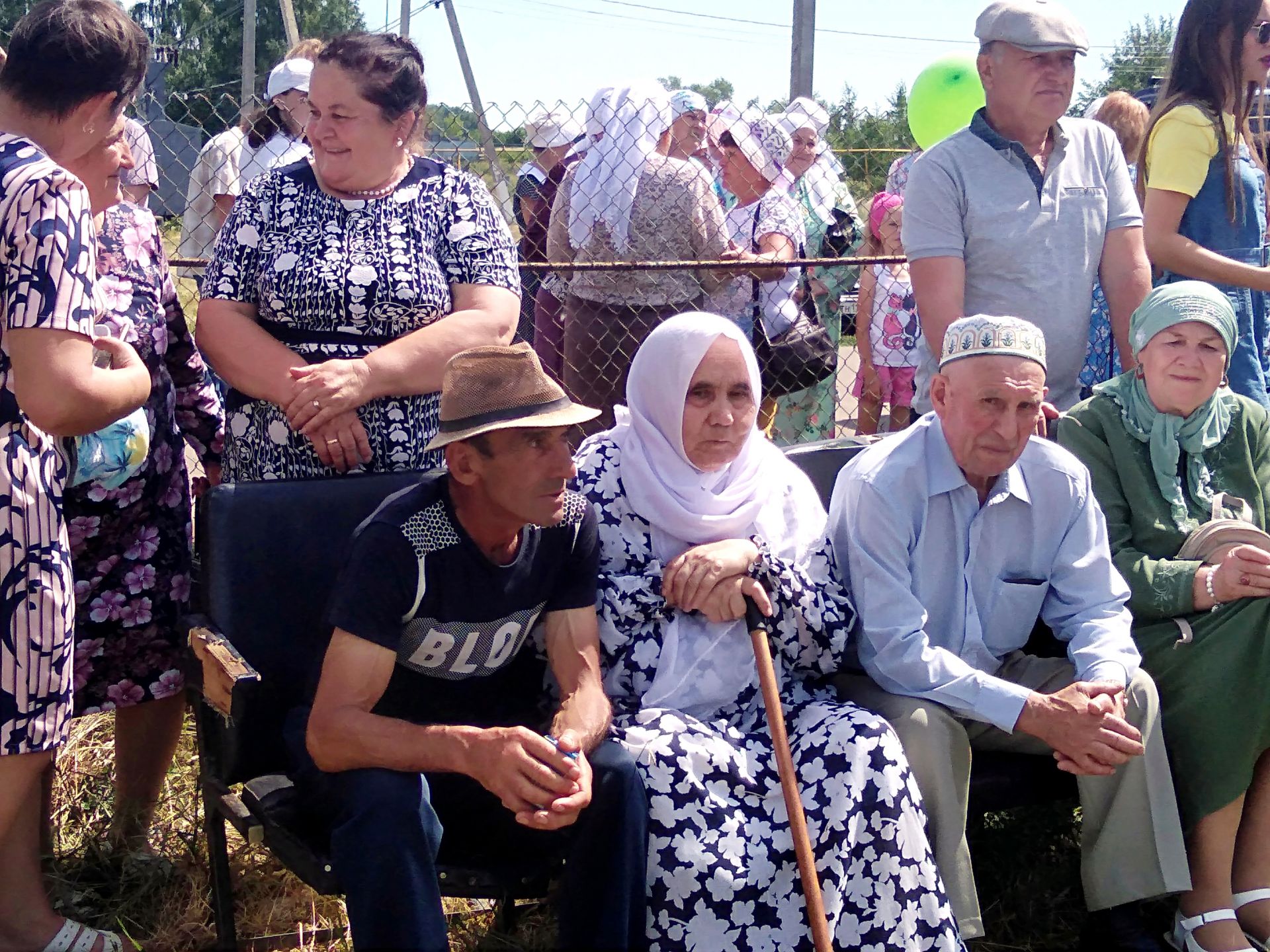 Сотни уроженцев Чистопольского села собрались на веселый и душевный праздник (фоторепортаж)