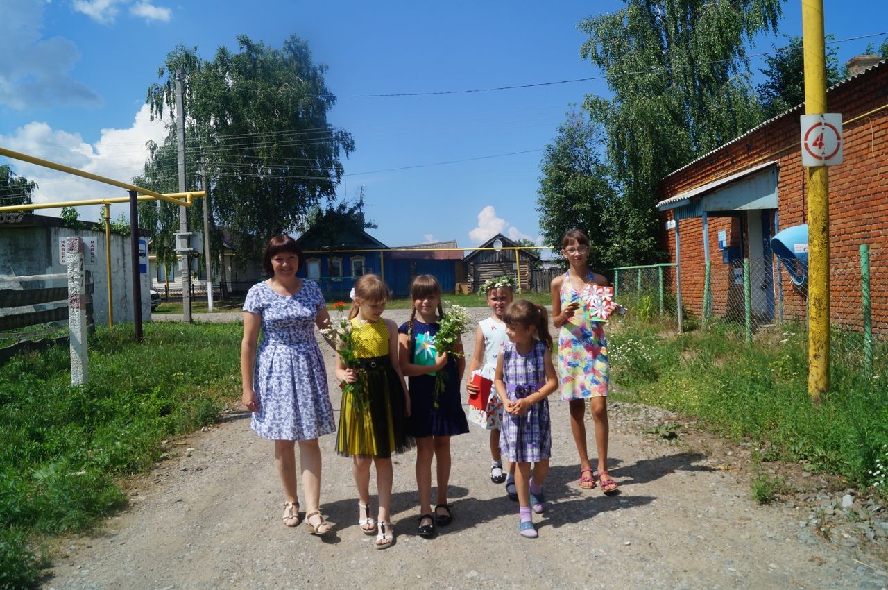 От искреннего сердца! В чистопольском селе прошла красивая акция в честь супружеских пар