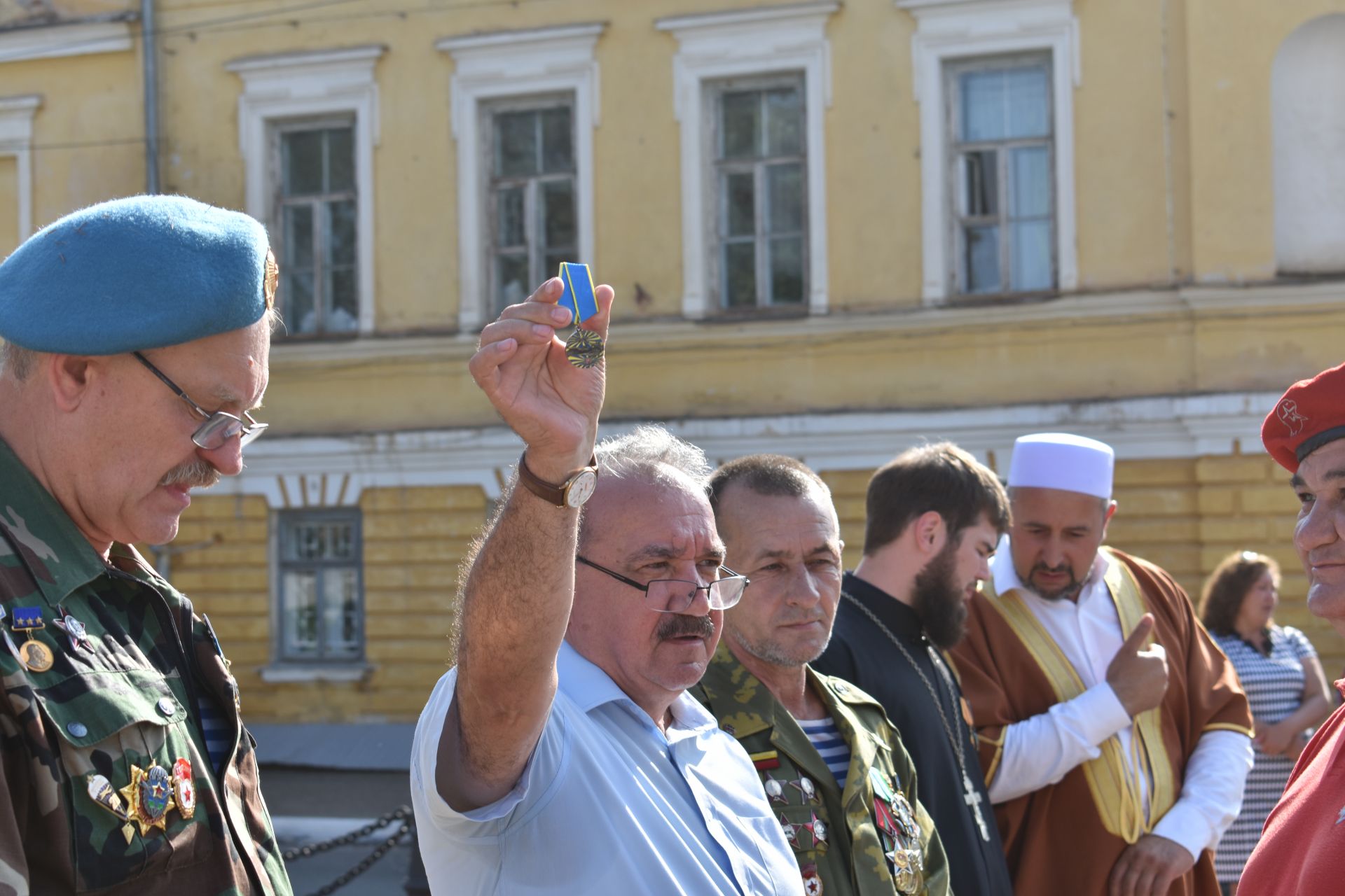 В Чистополе прошел митинг, посвященный дню ВДВ (фоторепортаж)