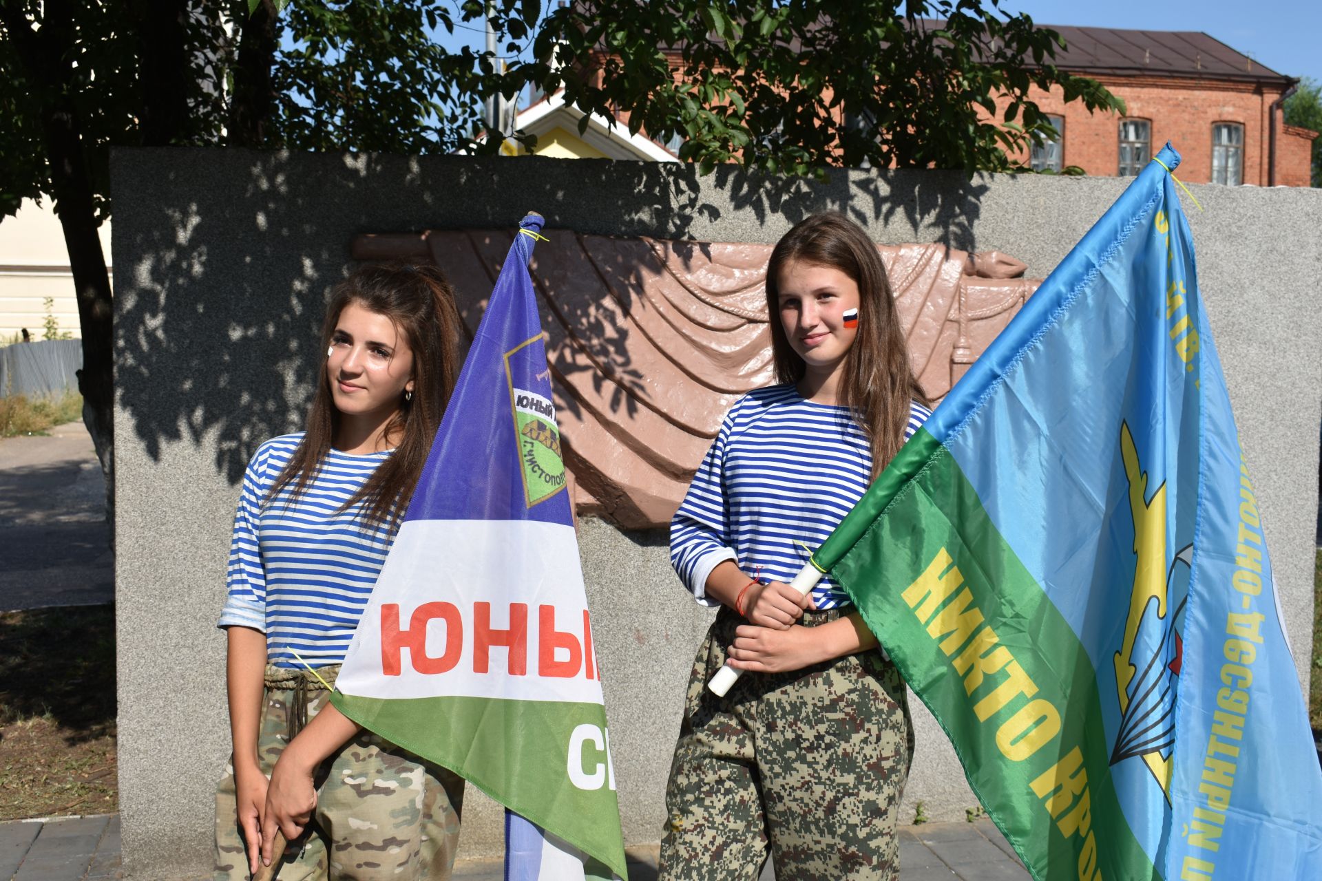 В Чистополе прошел митинг, посвященный дню ВДВ (фоторепортаж)