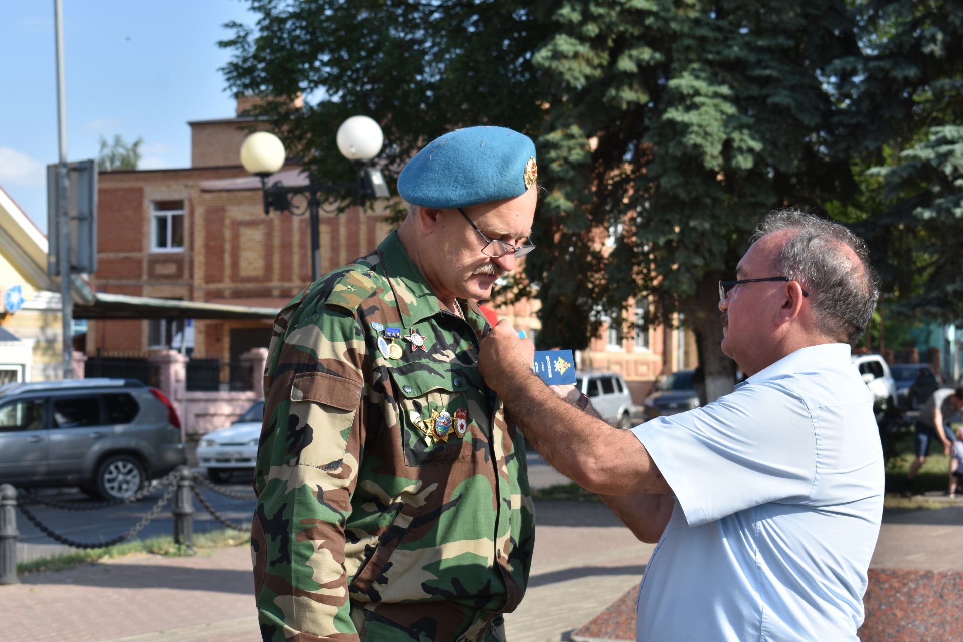 В Чистополе прошел митинг, посвященный дню ВДВ (фоторепортаж)