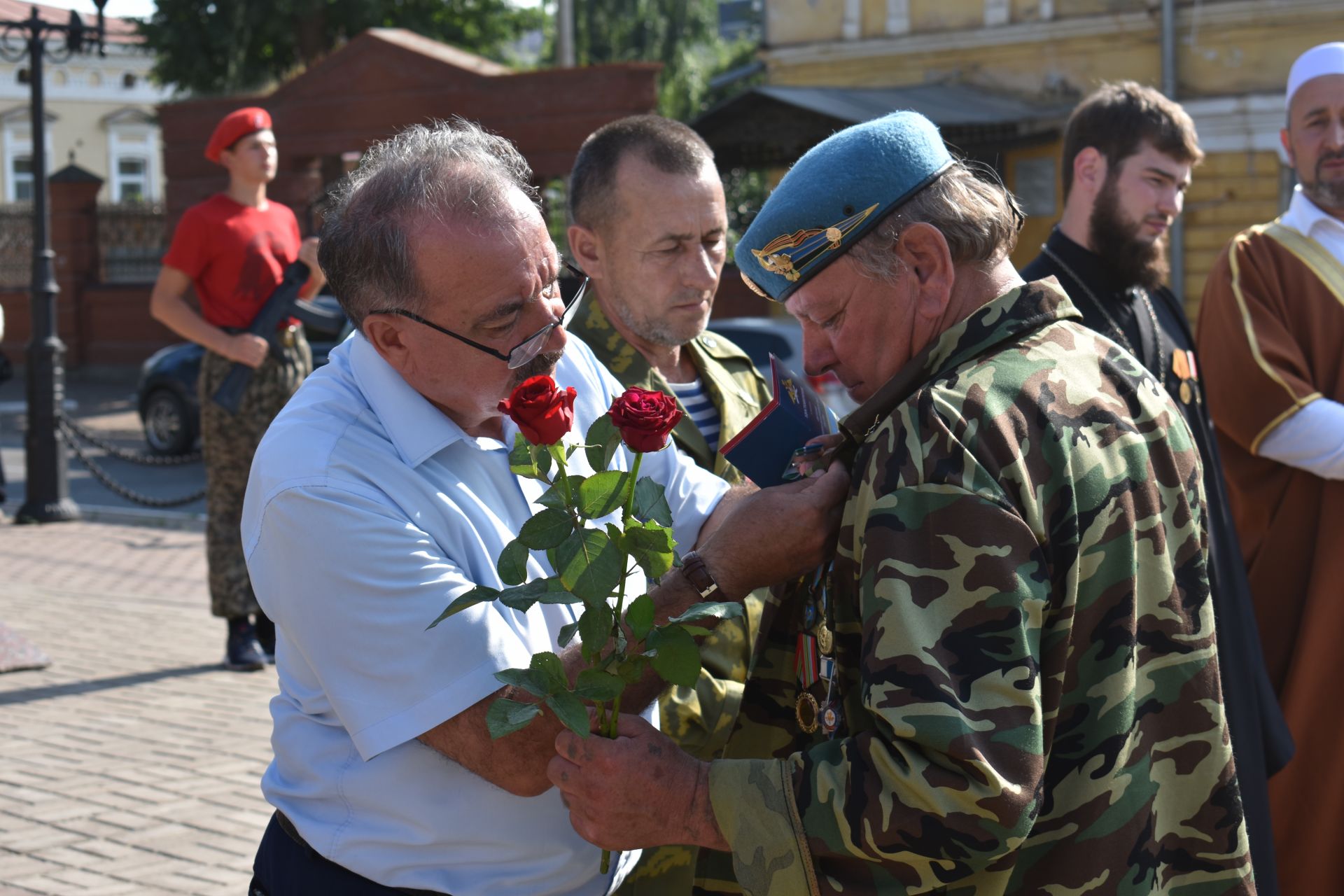 В Чистополе прошел митинг, посвященный дню ВДВ (фоторепортаж)