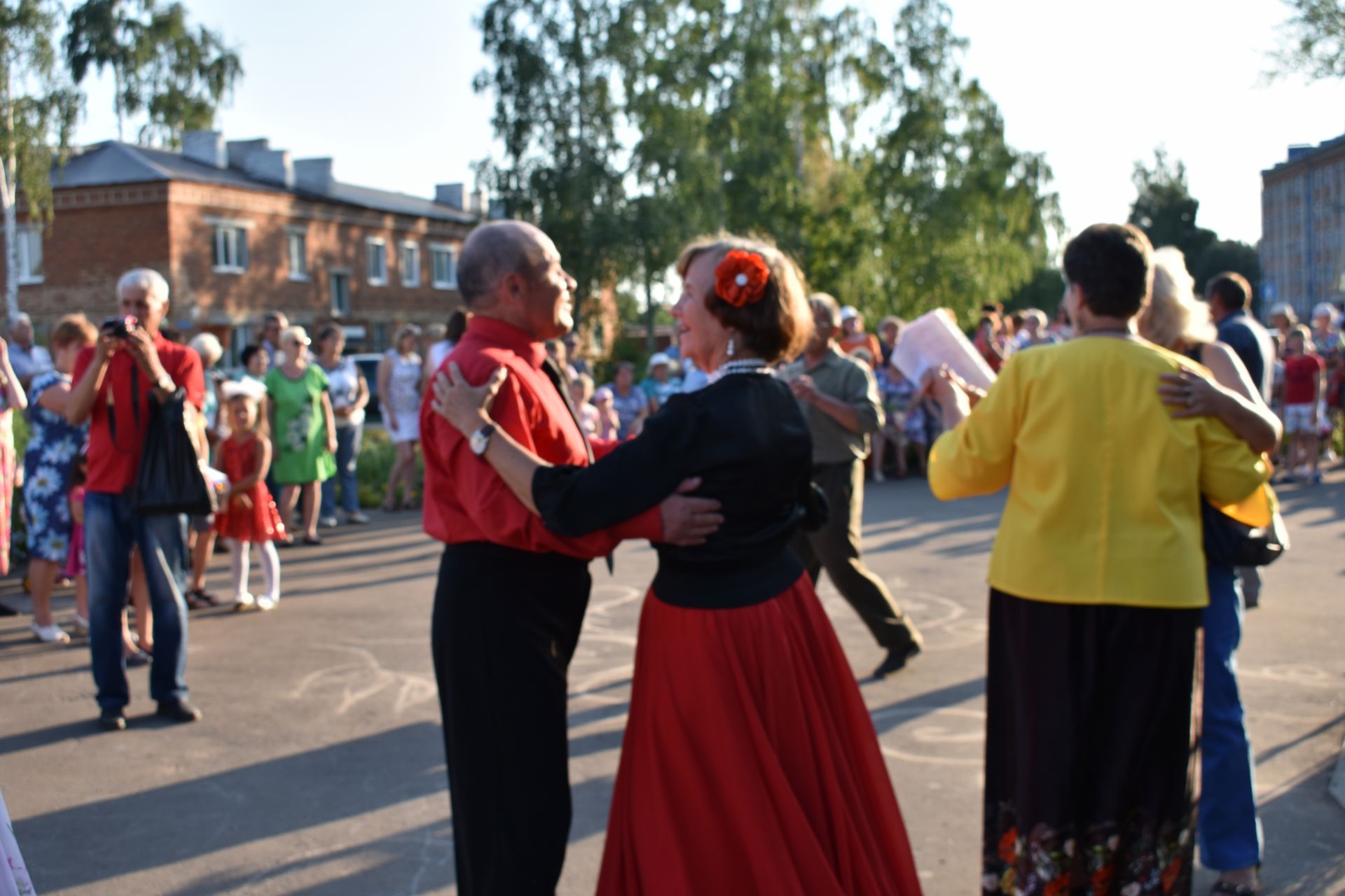 В Чистополе прошел праздник цветов (фоторепортаж)