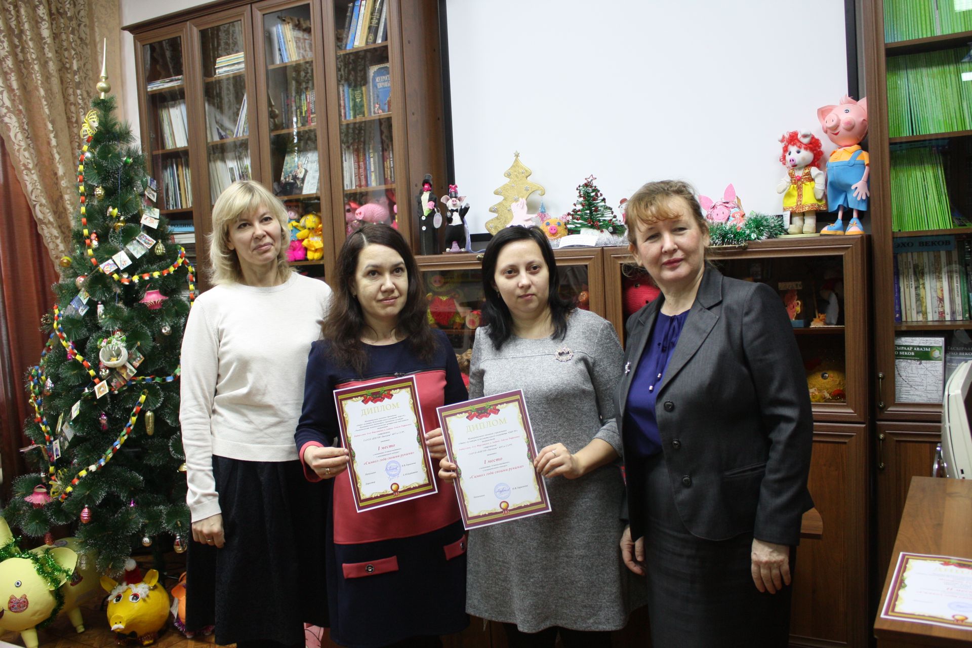 В Чистопольской библиотеке чествовали победителей  конкурса  (фоторепортаж)