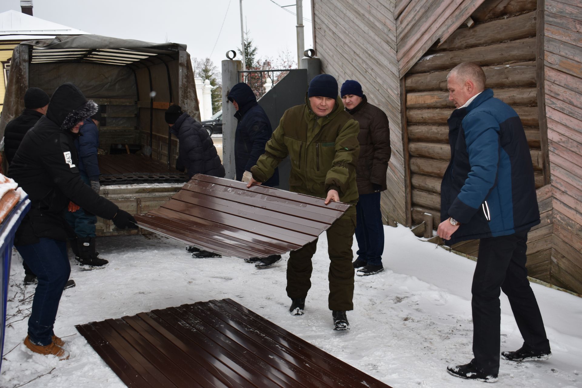 В Чистополе стартовала акция консервации старинных домов (ФОТОРЕПОРТАЖ)