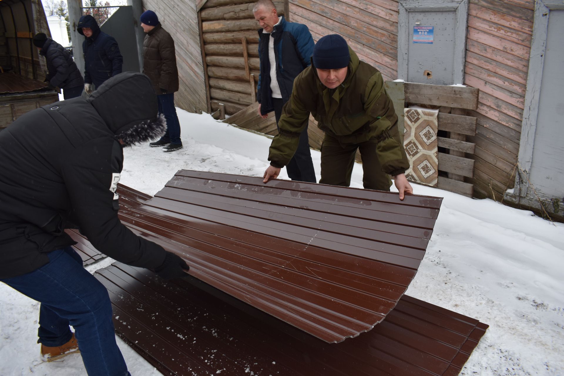 В Чистополе стартовала акция консервации старинных домов (ФОТОРЕПОРТАЖ)