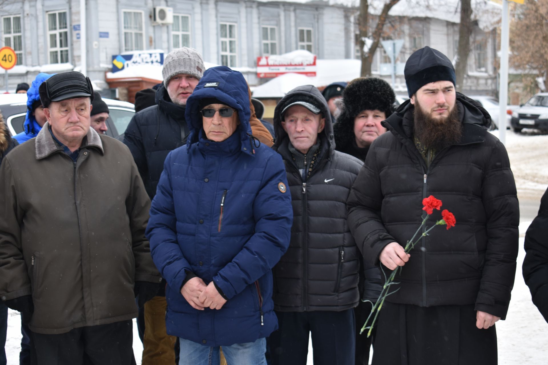 В Чистополе почтили память погибших солдат в Афганистане (фоторепортаж)