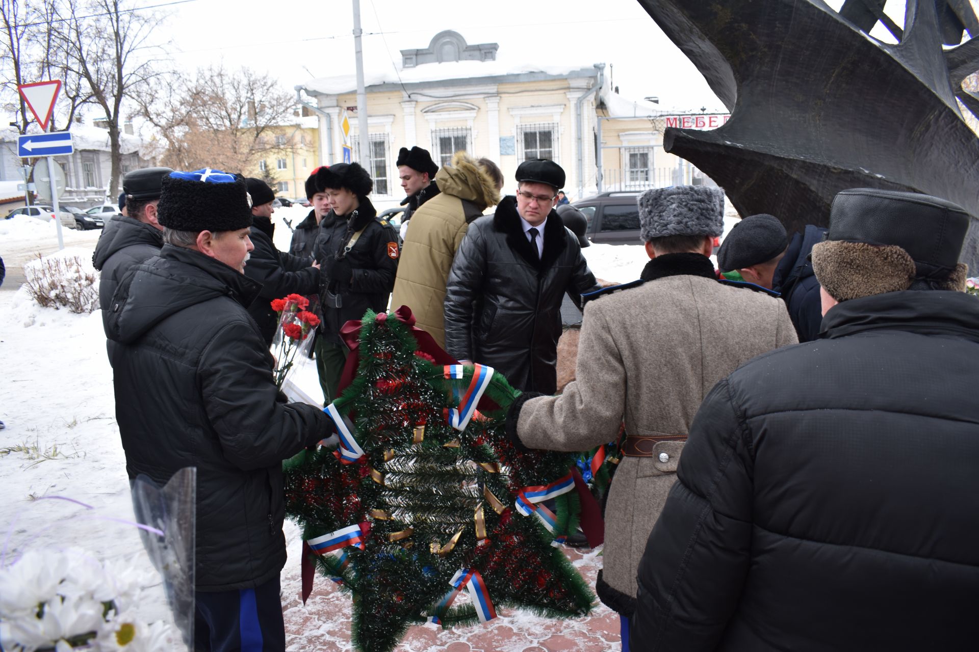 В Чистополе почтили память погибших солдат в Афганистане (фоторепортаж)