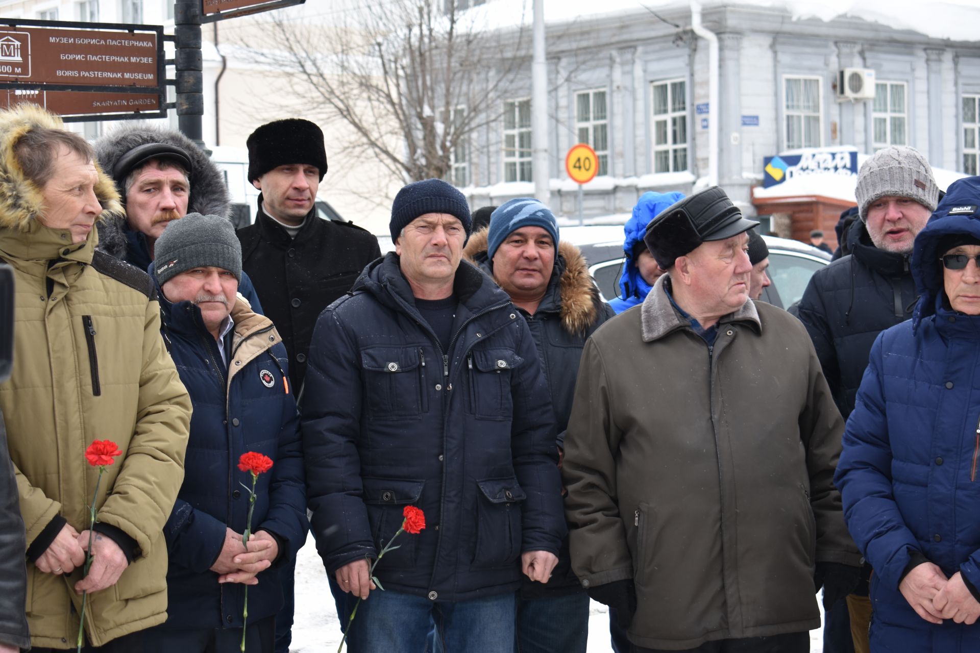 В Чистополе почтили память погибших солдат в Афганистане (фоторепортаж)