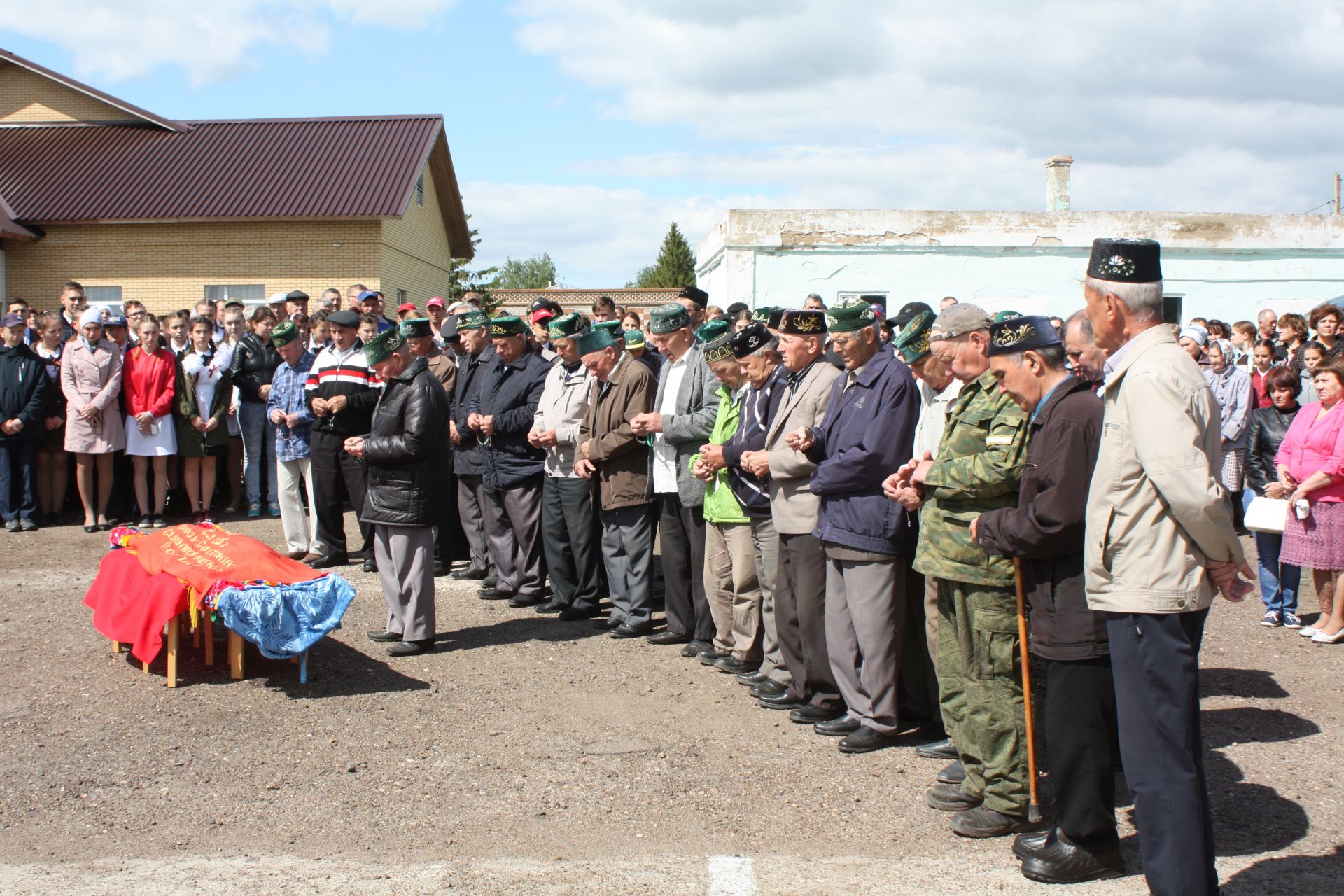 В Чистополе перезахоронили останки солдата, погибшего на поле кровопролитных сражений