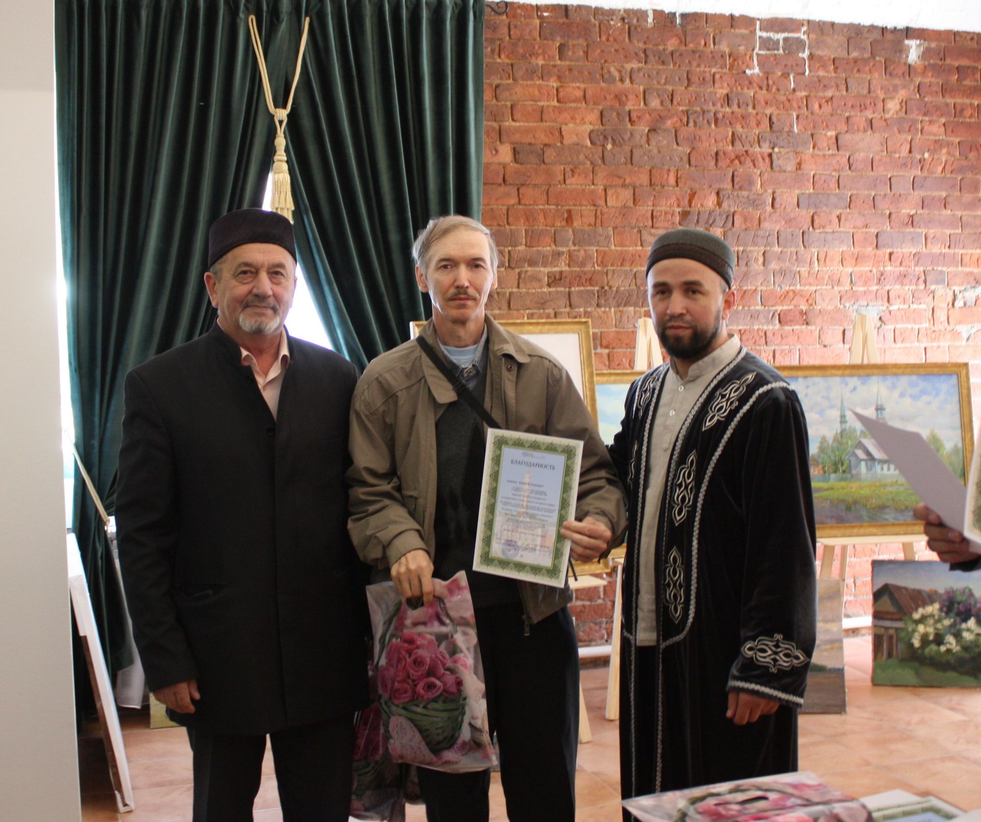 В Чистополе открылась уникальная художественная выставка (ФОТОРЕПОРТАЖ)