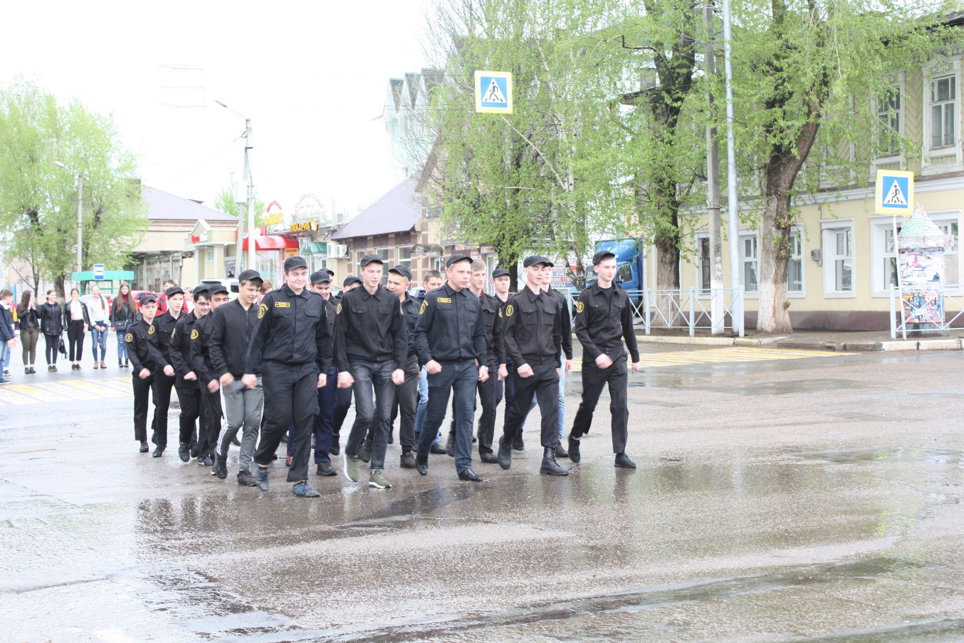 В Чистополе проходит репетиция парада (ФОТОРЕПОРТАЖ)