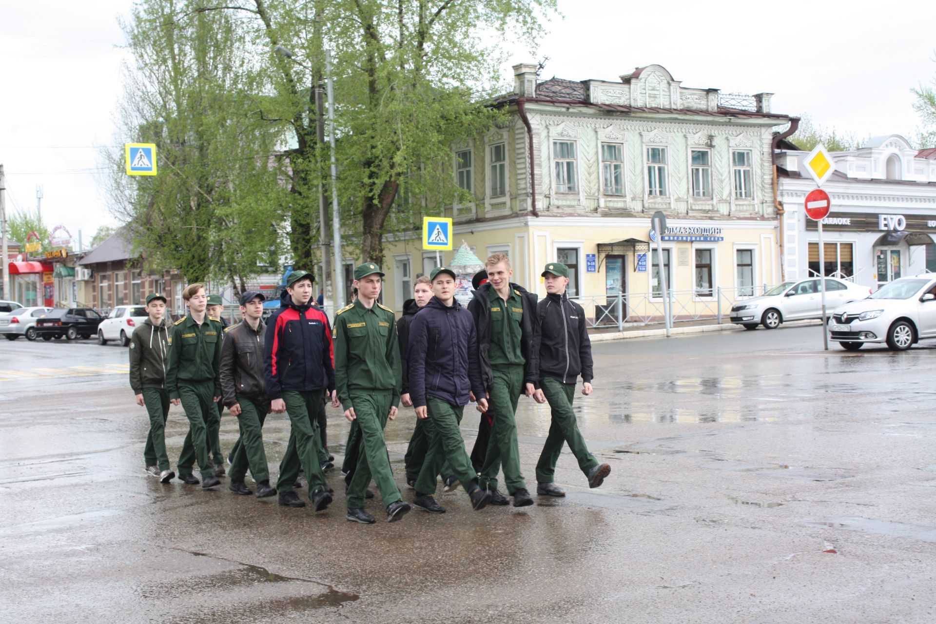 В Чистополе проходит репетиция парада (ФОТОРЕПОРТАЖ)