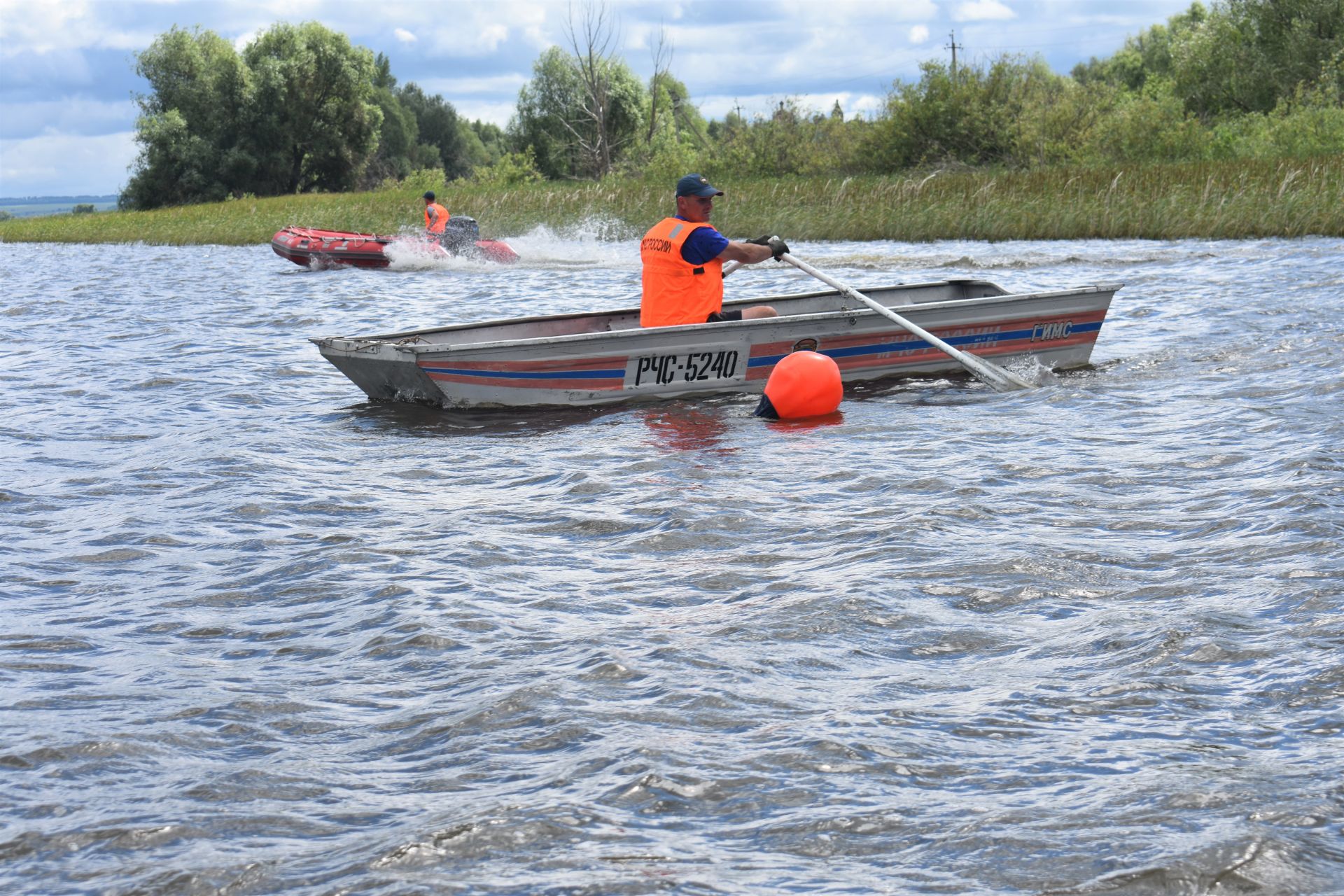 В Чистополе состоялись соревнования по водно-моторным видам спорта среди подразделений ГИМС