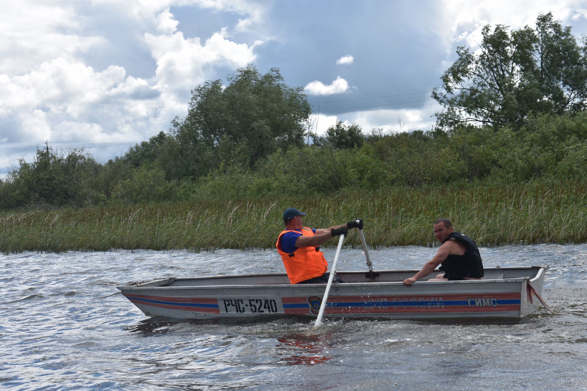 В Чистополе состоялись соревнования по водно-моторным видам спорта среди подразделений ГИМС