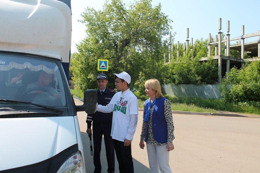 Познавательные уроки для юных чистопольцев от сотрудников ГИБДД