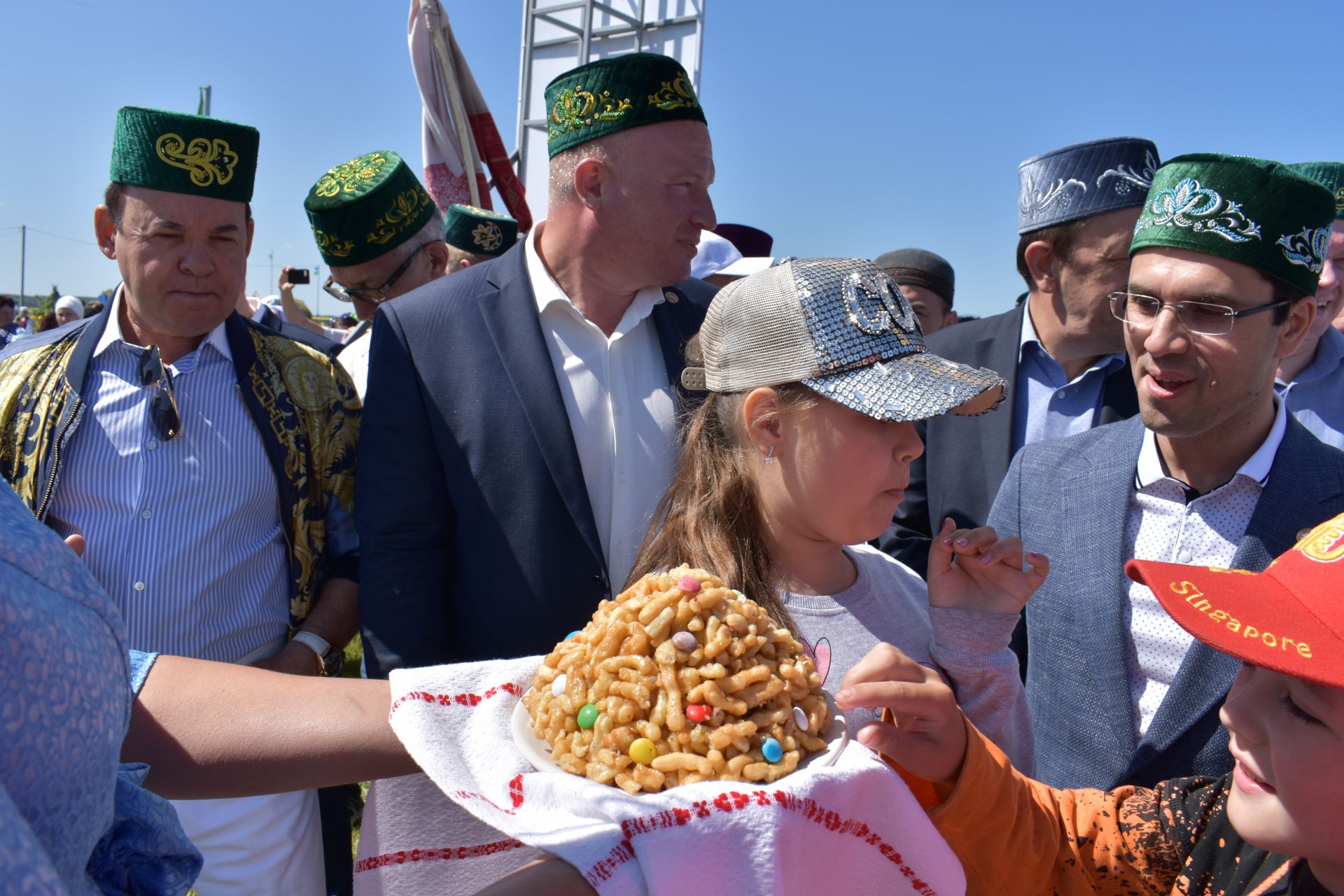 На Чистопольской земле искрометный праздник Сабантуй!