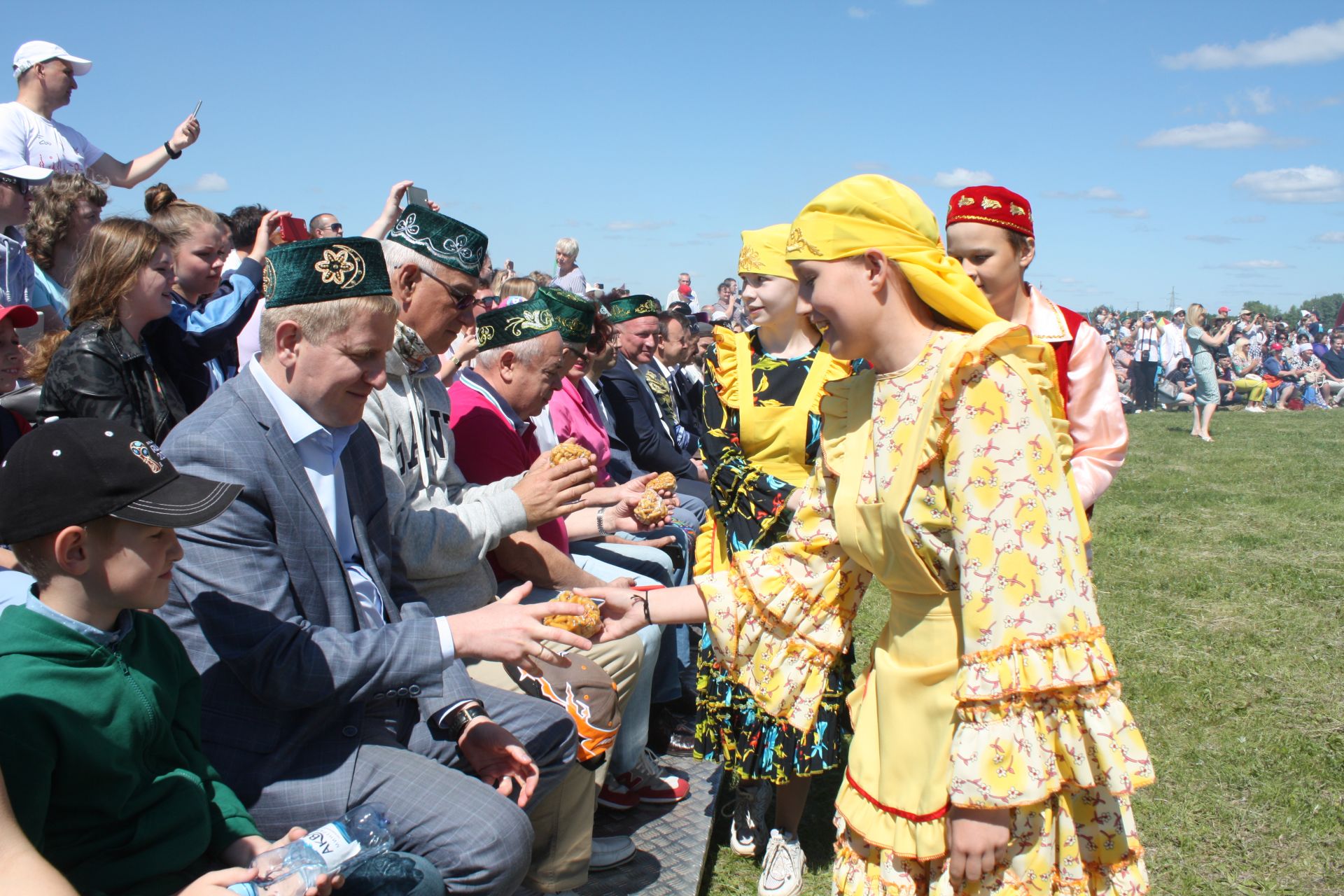 Чистопольцы отмечают всенародный праздник Сабантуй