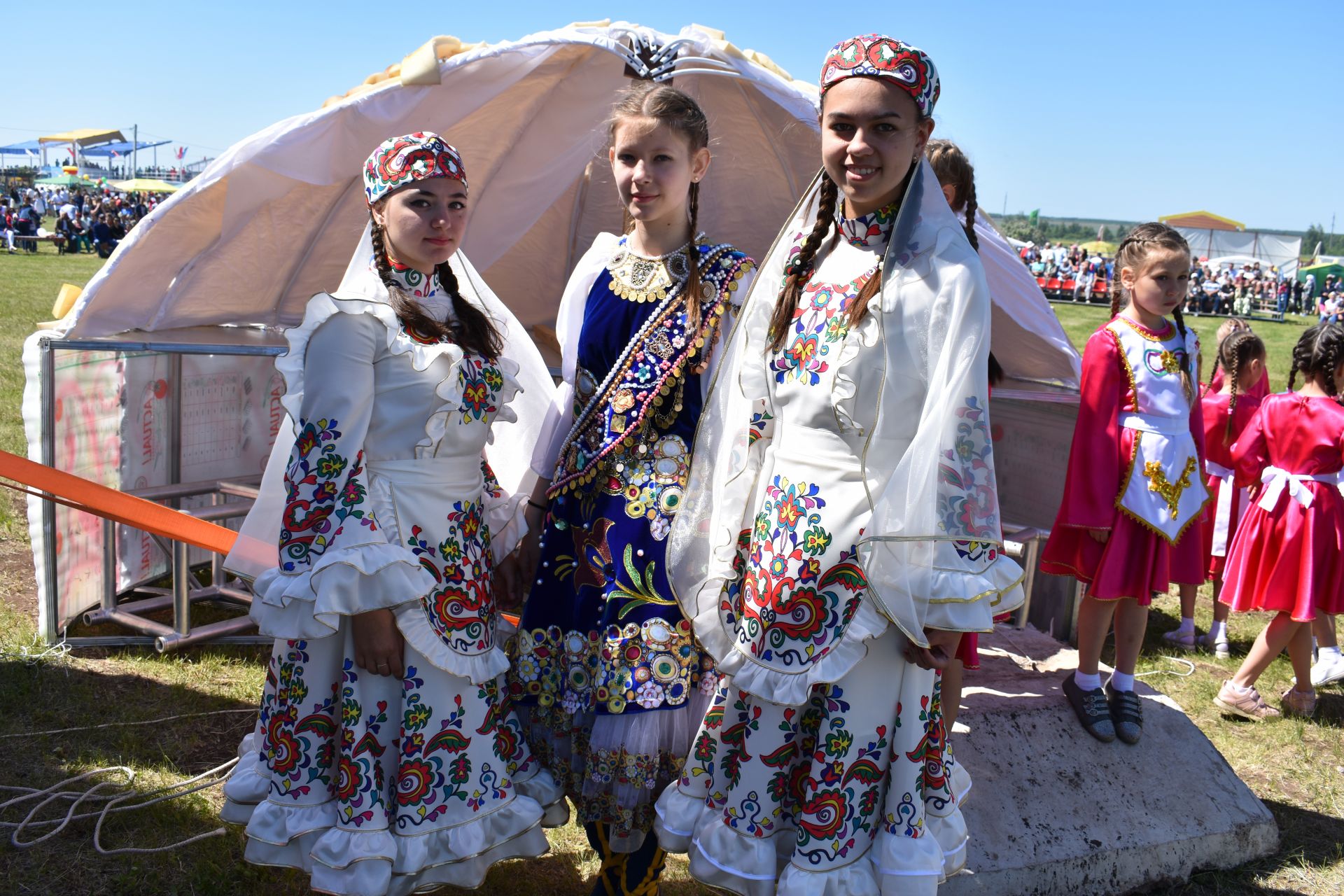 На Чистопольской земле искрометный праздник Сабантуй!