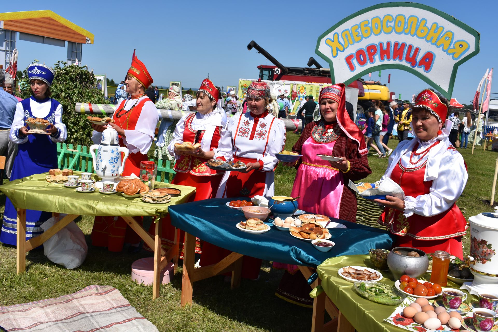 На Чистопольской земле искрометный праздник Сабантуй!