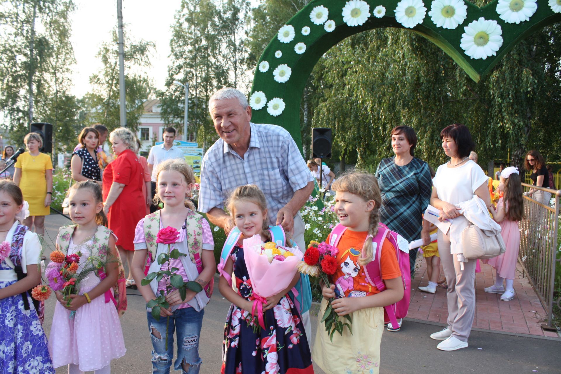 В Чистопольском ТОСе прошел праздник цветов (ФОТОРЕПОРТАЖ)