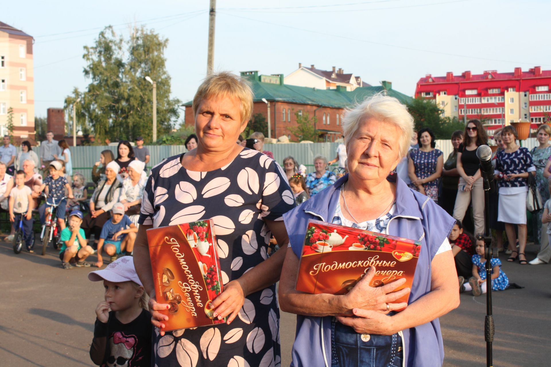 В Чистопольском ТОСе прошел праздник цветов (ФОТОРЕПОРТАЖ)