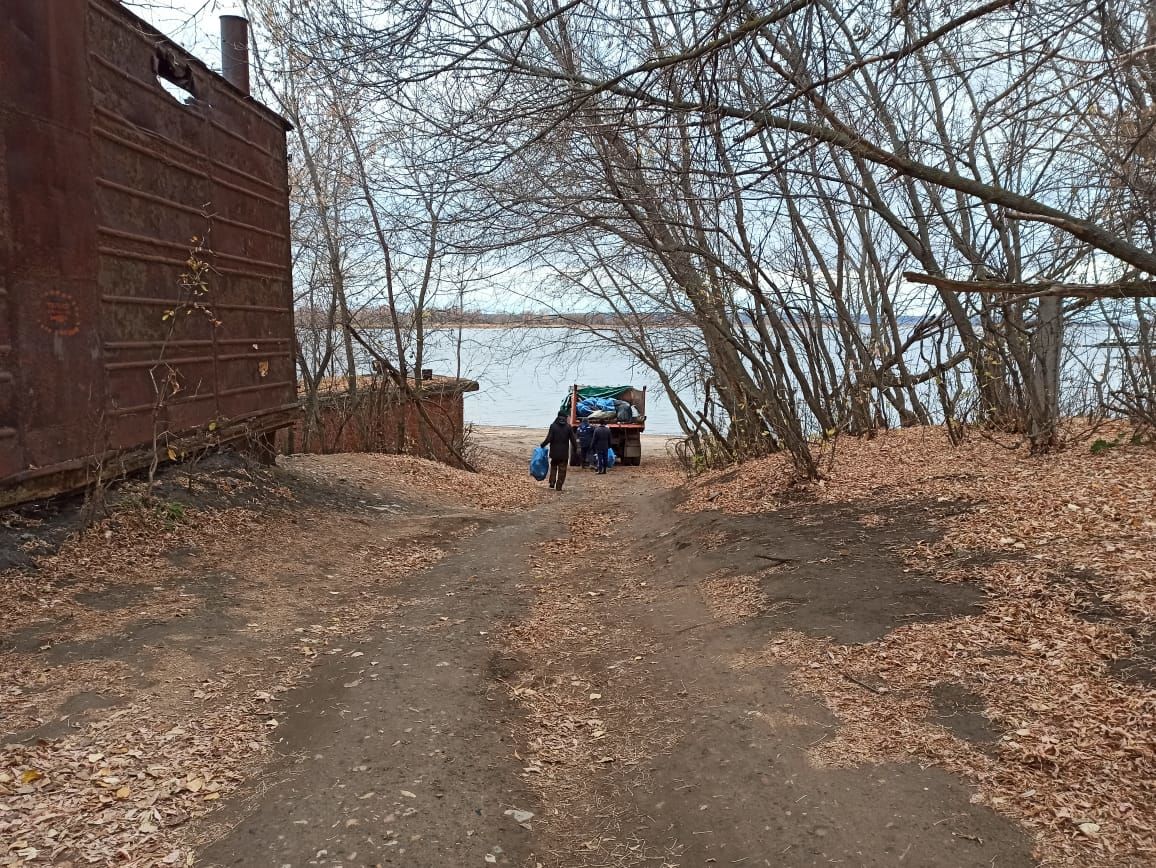 Полсотни чистопольцев вышли на очистку водоохранных зон