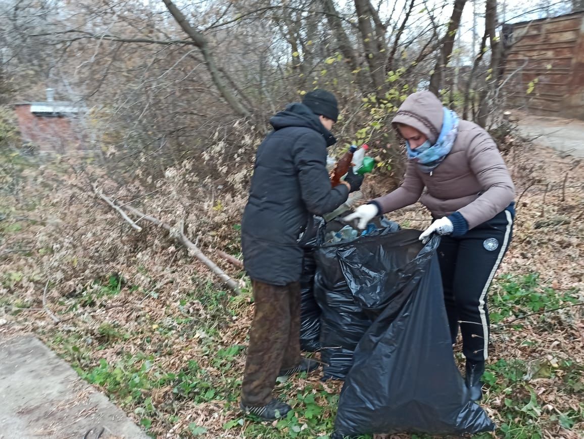 Полсотни чистопольцев вышли на очистку водоохранных зон