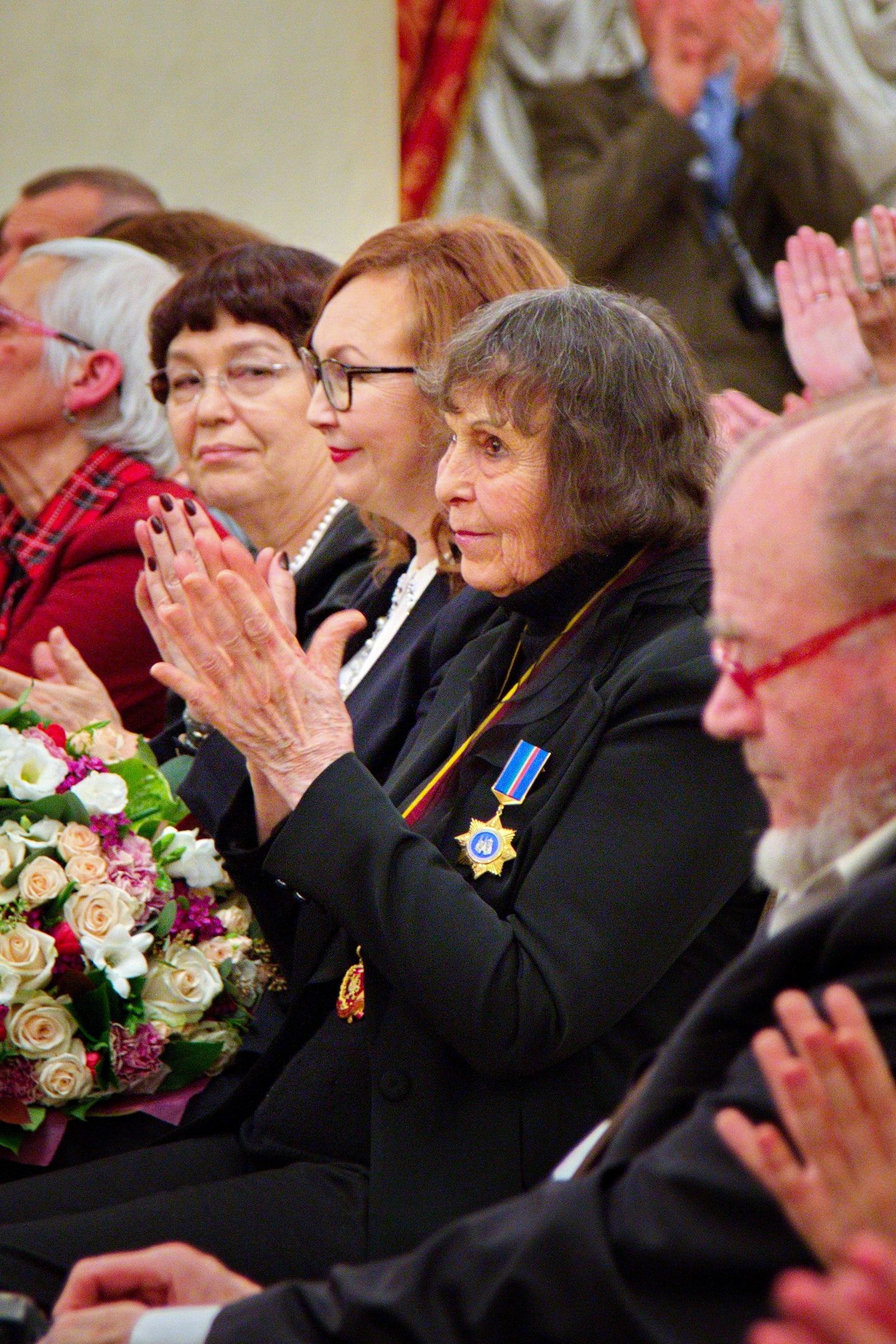 Чистопольцы, призываем активнее голосовать за всемирно известного композитора, нашу землячку Софию Губайдуллину!