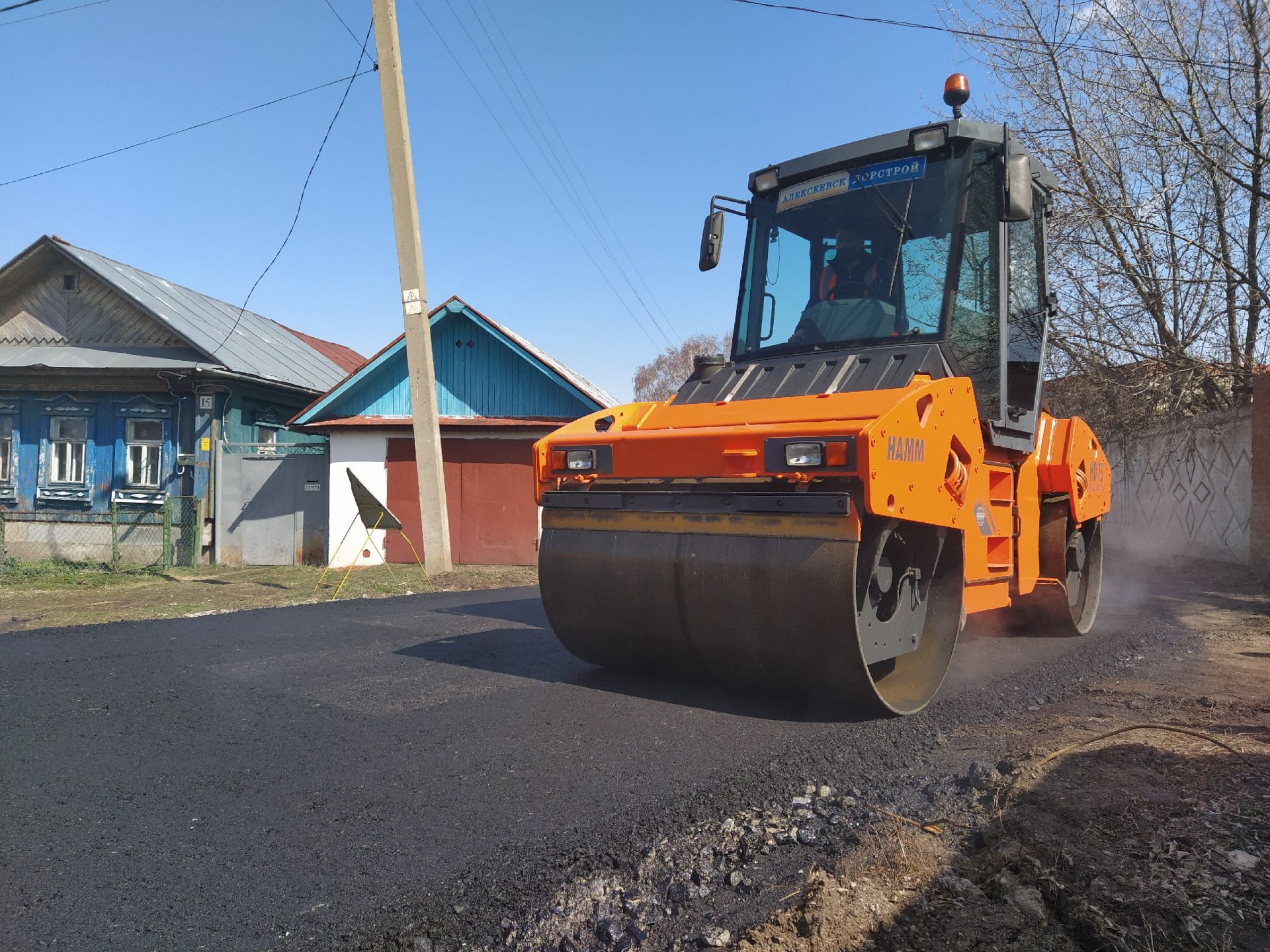 В Чистополе началось асфальтирование улиц