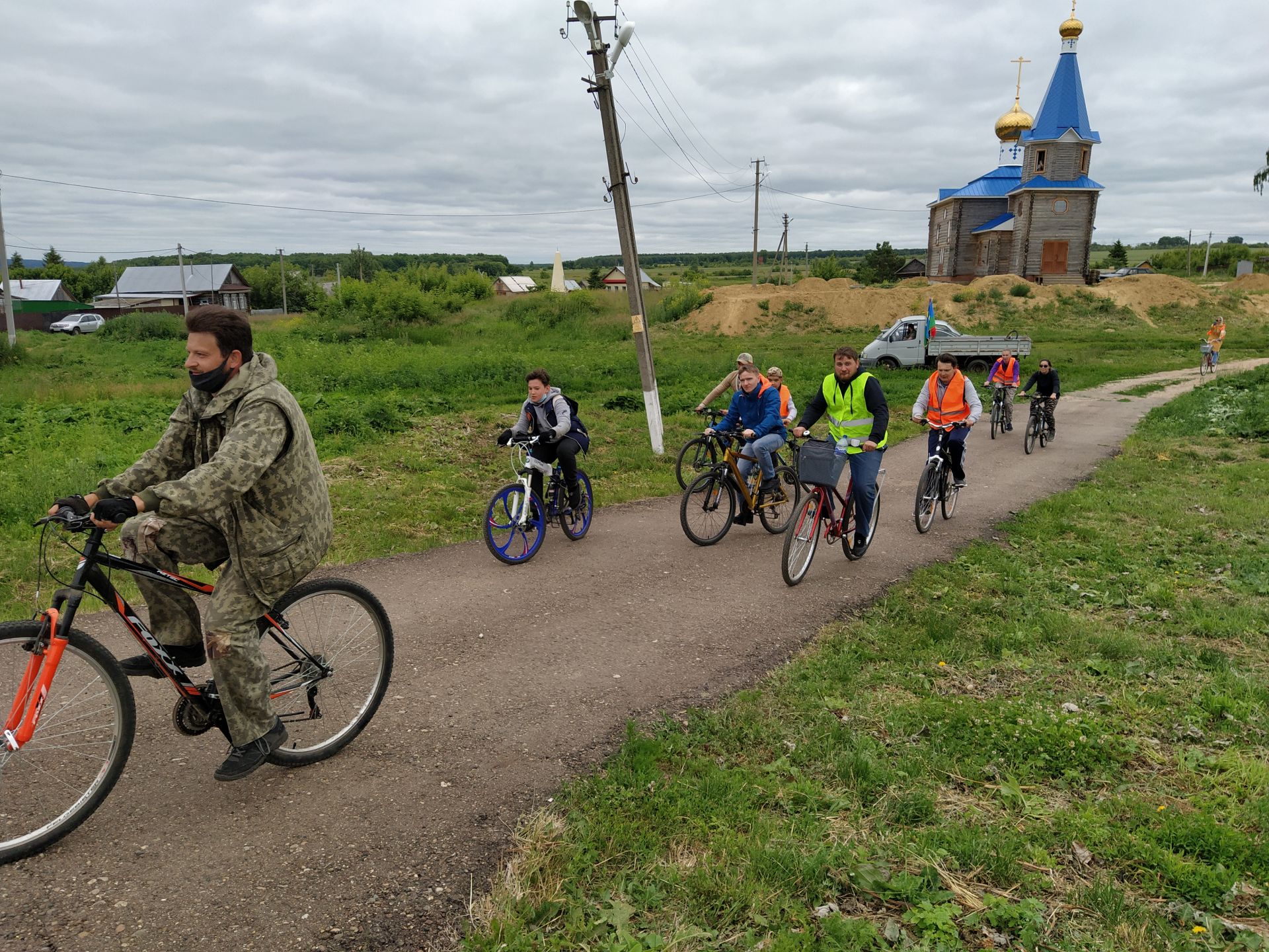 В Чистополе состоялся православно-мусульманский велопробег, посвященный 75-летию Победы (ФОТОРЕПОРТАЖ)