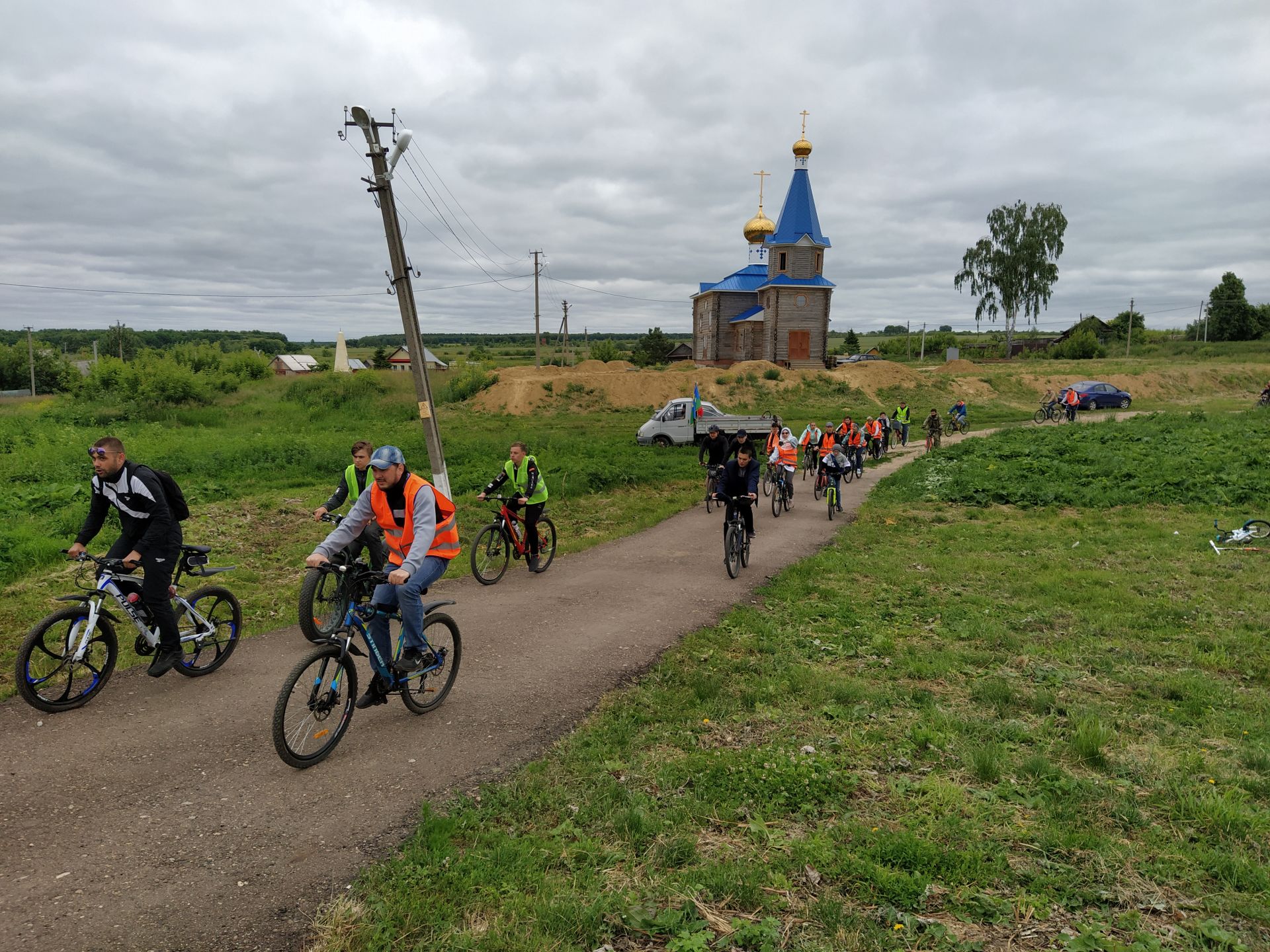 В Чистополе состоялся православно-мусульманский велопробег, посвященный 75-летию Победы (ФОТОРЕПОРТАЖ)