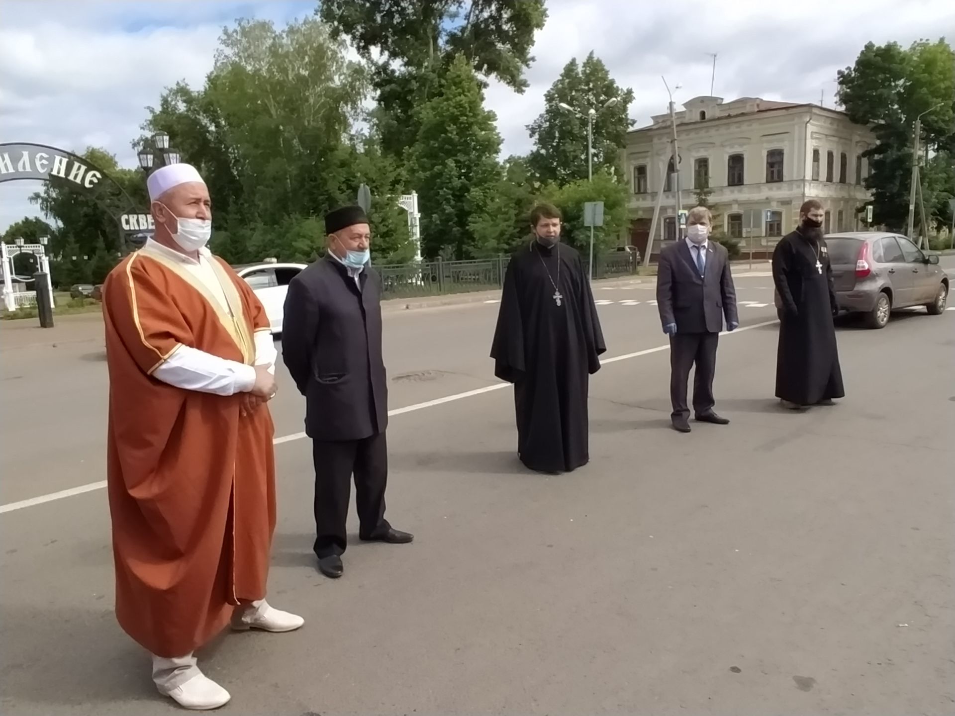 В Чистополе состоялся православно-мусульманский велопробег, посвященный 75-летию Победы (ФОТОРЕПОРТАЖ)