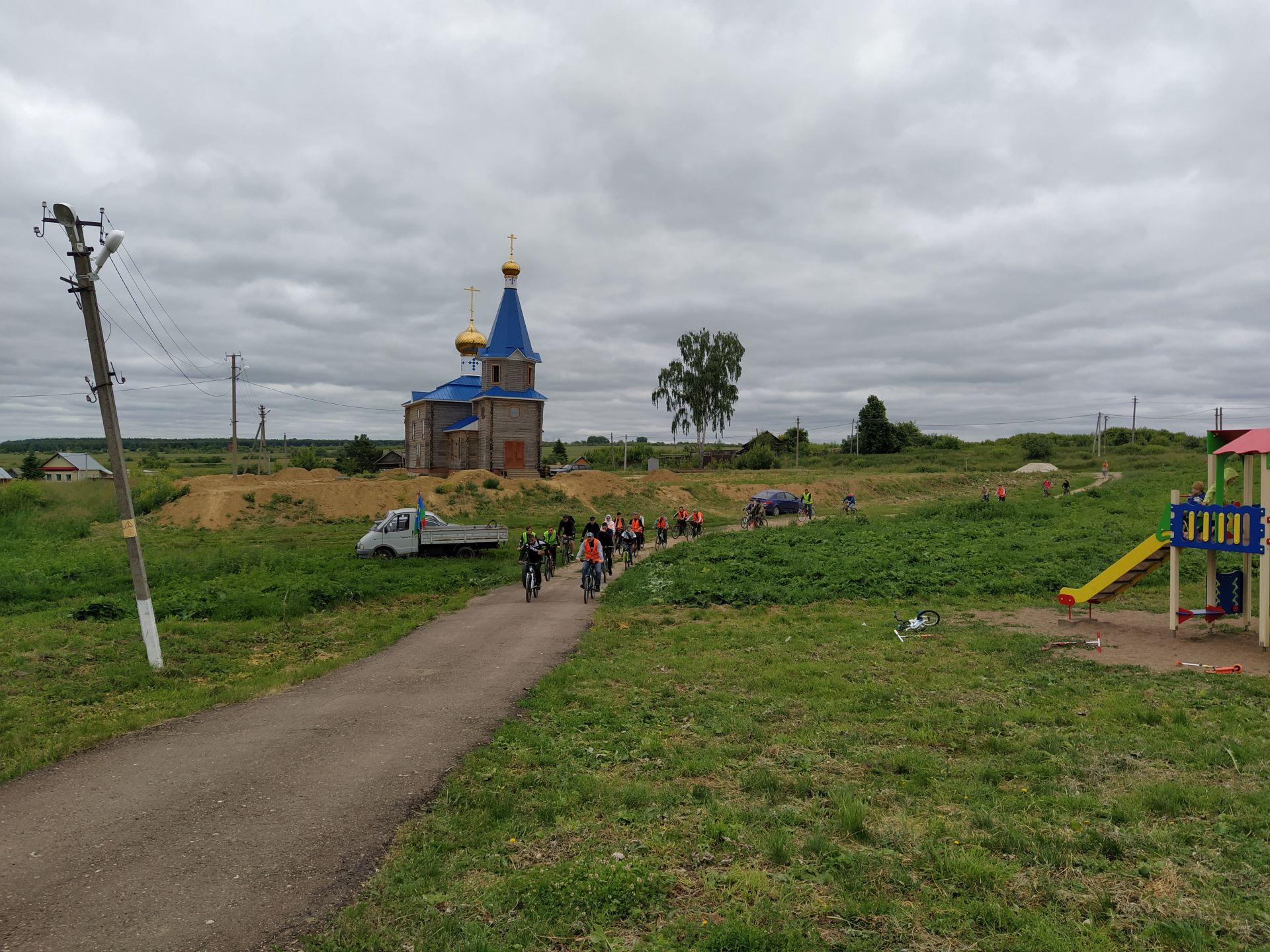 В Чистополе состоялся православно-мусульманский велопробег, посвященный 75-летию Победы (ФОТОРЕПОРТАЖ)