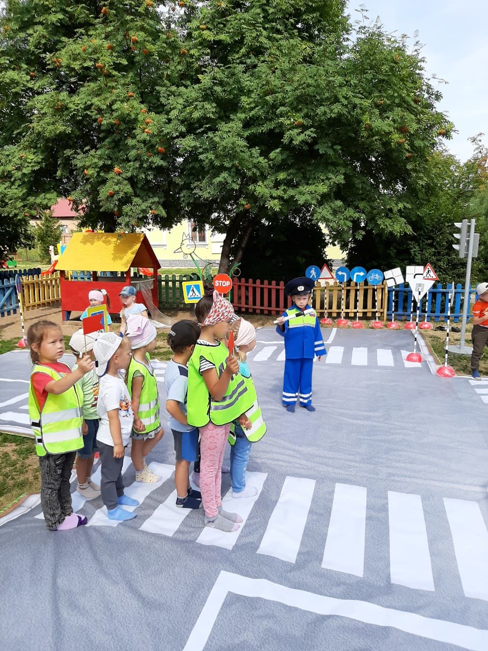 У чистопольских дошколят появился свой автогородок (ФОТО)