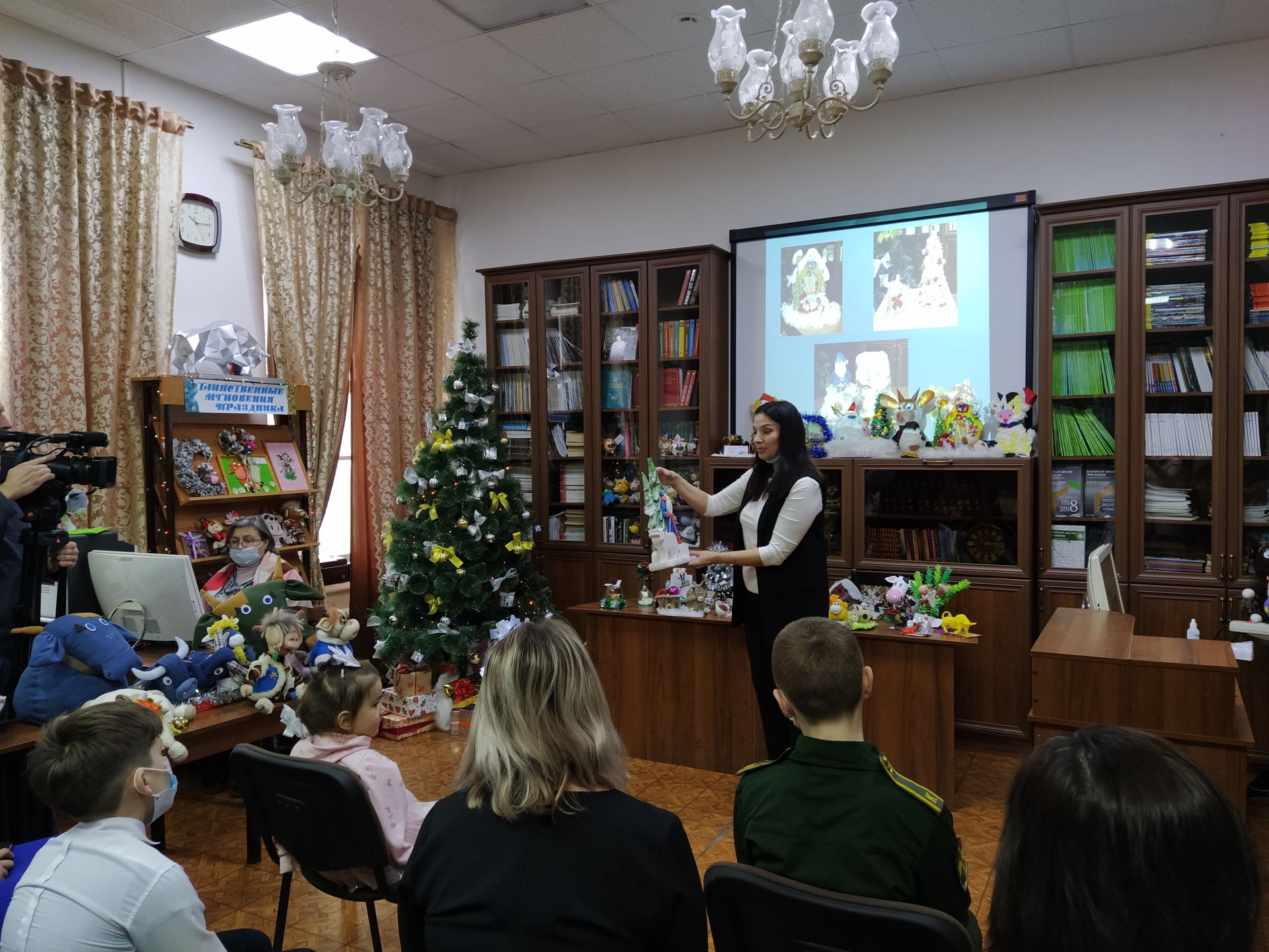 В Чистопольской библиотеке подвели итоги конкурса «Символ года своими руками» (ФОТОРЕПОРТАЖ)