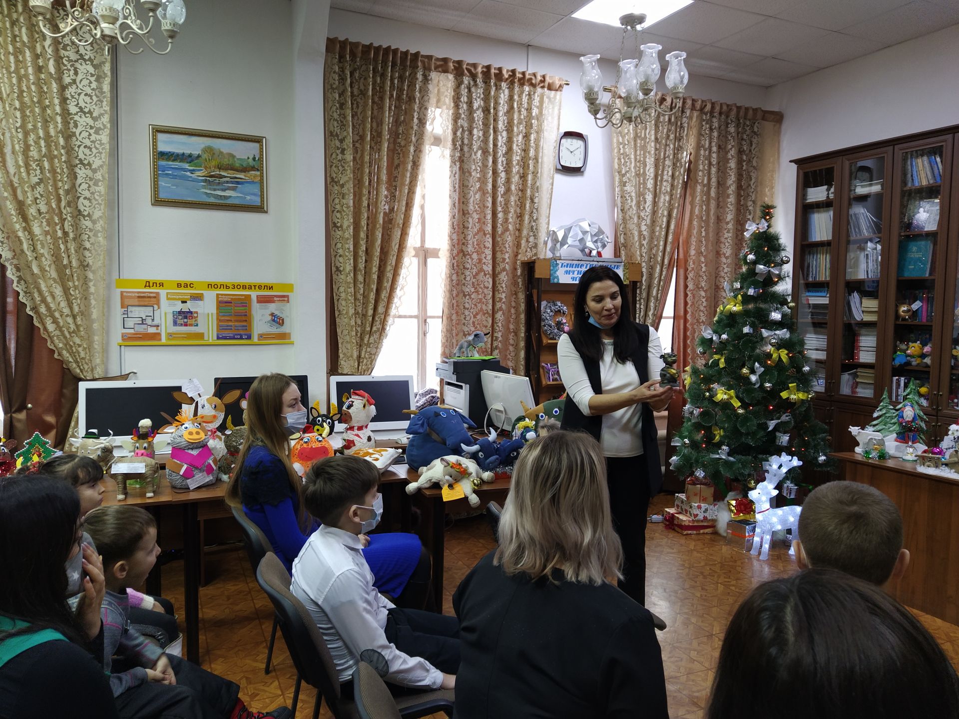 В Чистопольской библиотеке подвели итоги конкурса «Символ года своими руками» (ФОТОРЕПОРТАЖ)