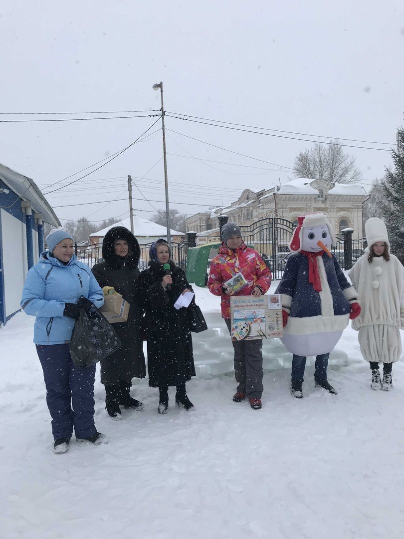 Чистопольцы от души повеселились на Фестивале снеговиков (фоторепортаж)