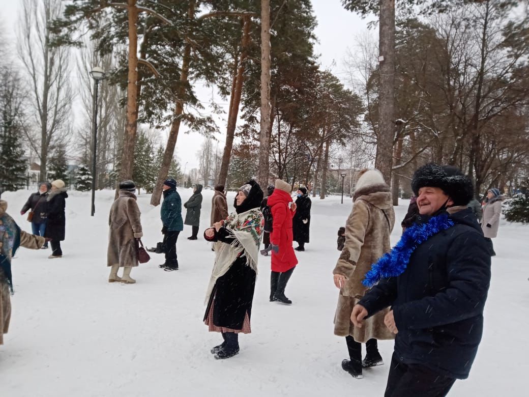 В Чистополе прошли рождественские гуляния (ФОТОРЕПОРТАЖ)