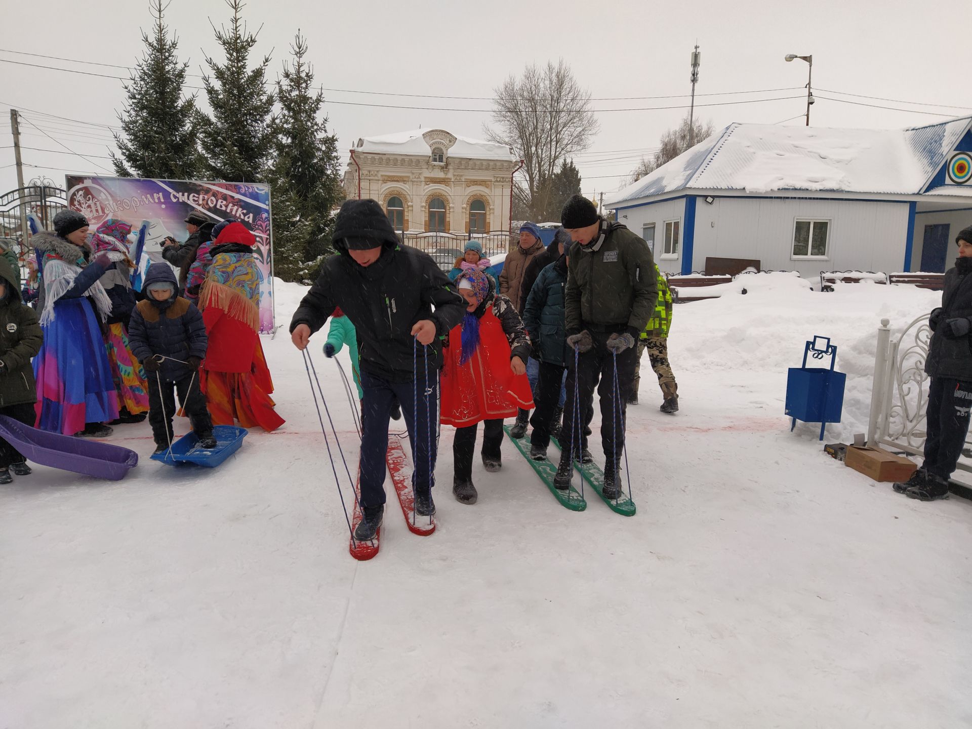 В Чистополе прошли рождественские гуляния (ФОТОРЕПОРТАЖ)