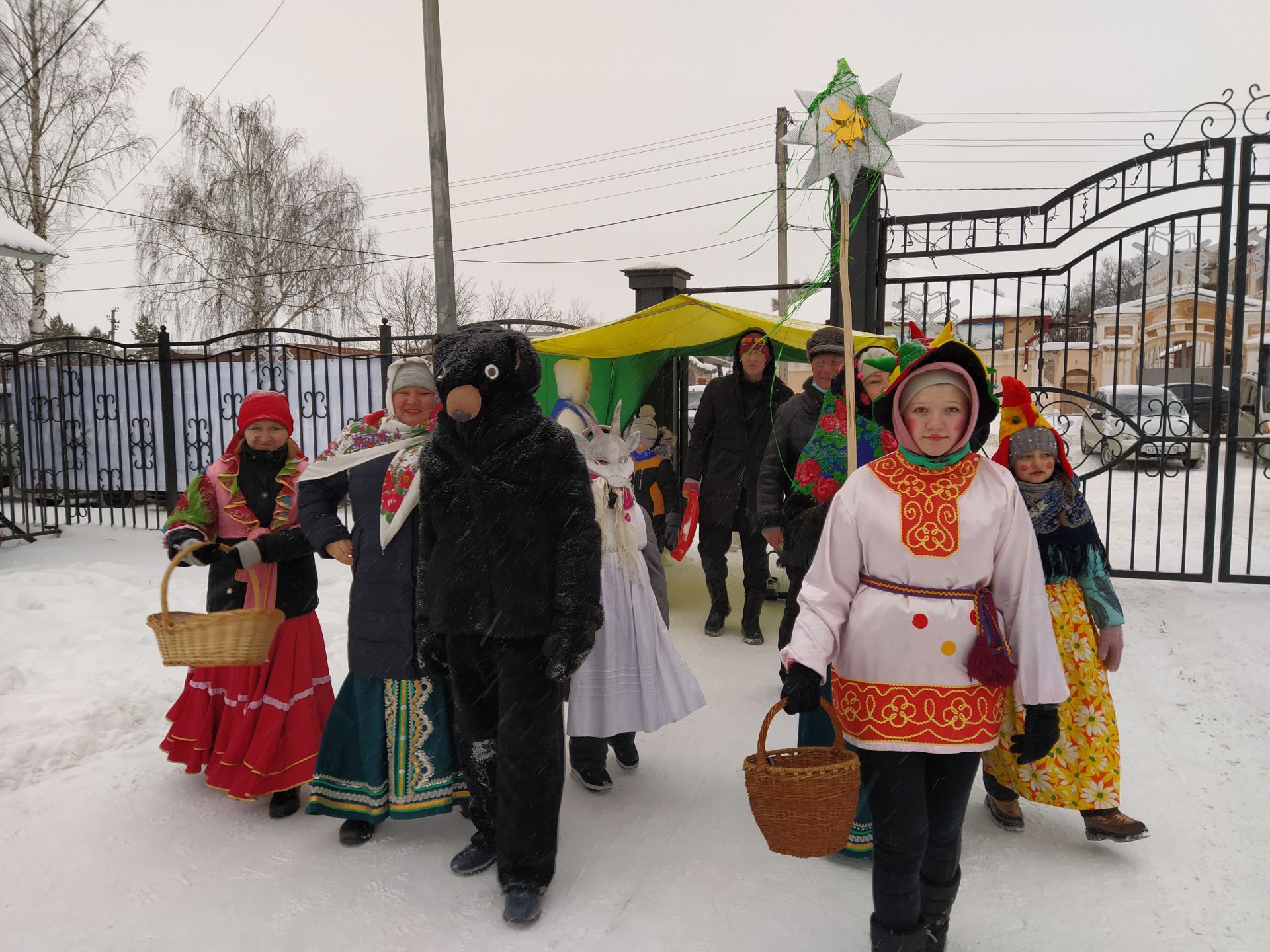 В Чистополе прошли рождественские гуляния (ФОТОРЕПОРТАЖ)