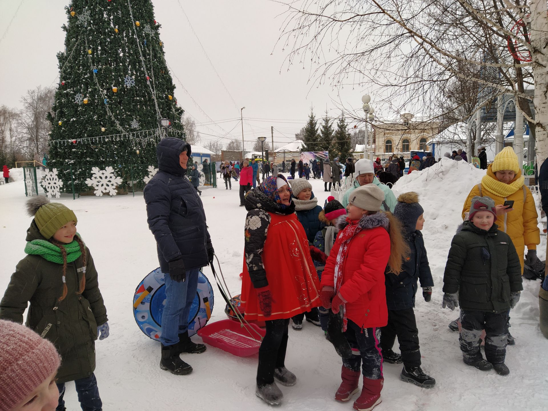 В Чистополе прошли рождественские гуляния (ФОТОРЕПОРТАЖ)